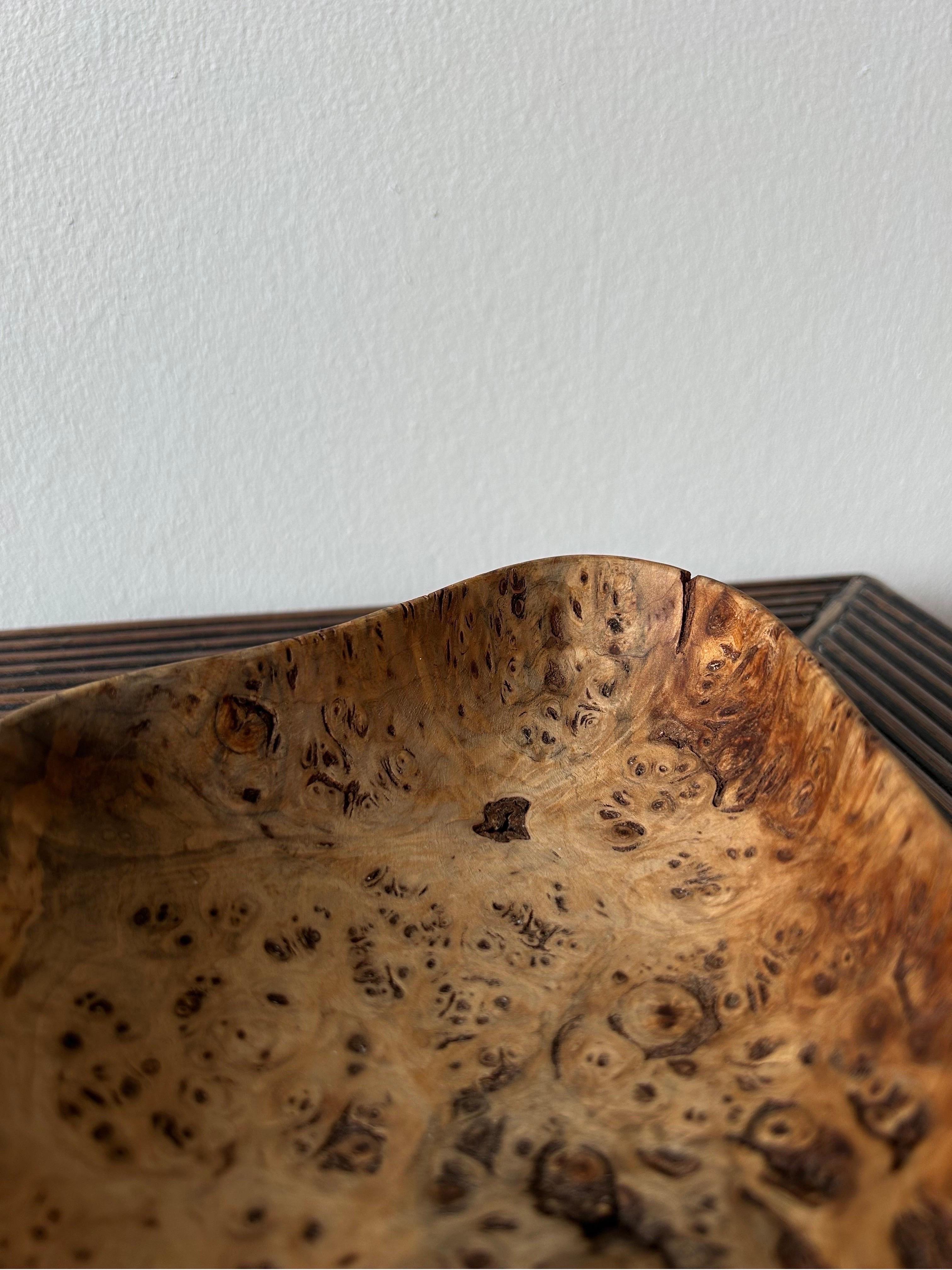 Rare organic wooden bowl made in Sweden in the 1940s in solid Elm root wood.

The bowl is the perfect decorative touch for any interior and can be used for things like nuts or just as a decorative object in your interior.

The bowl is very