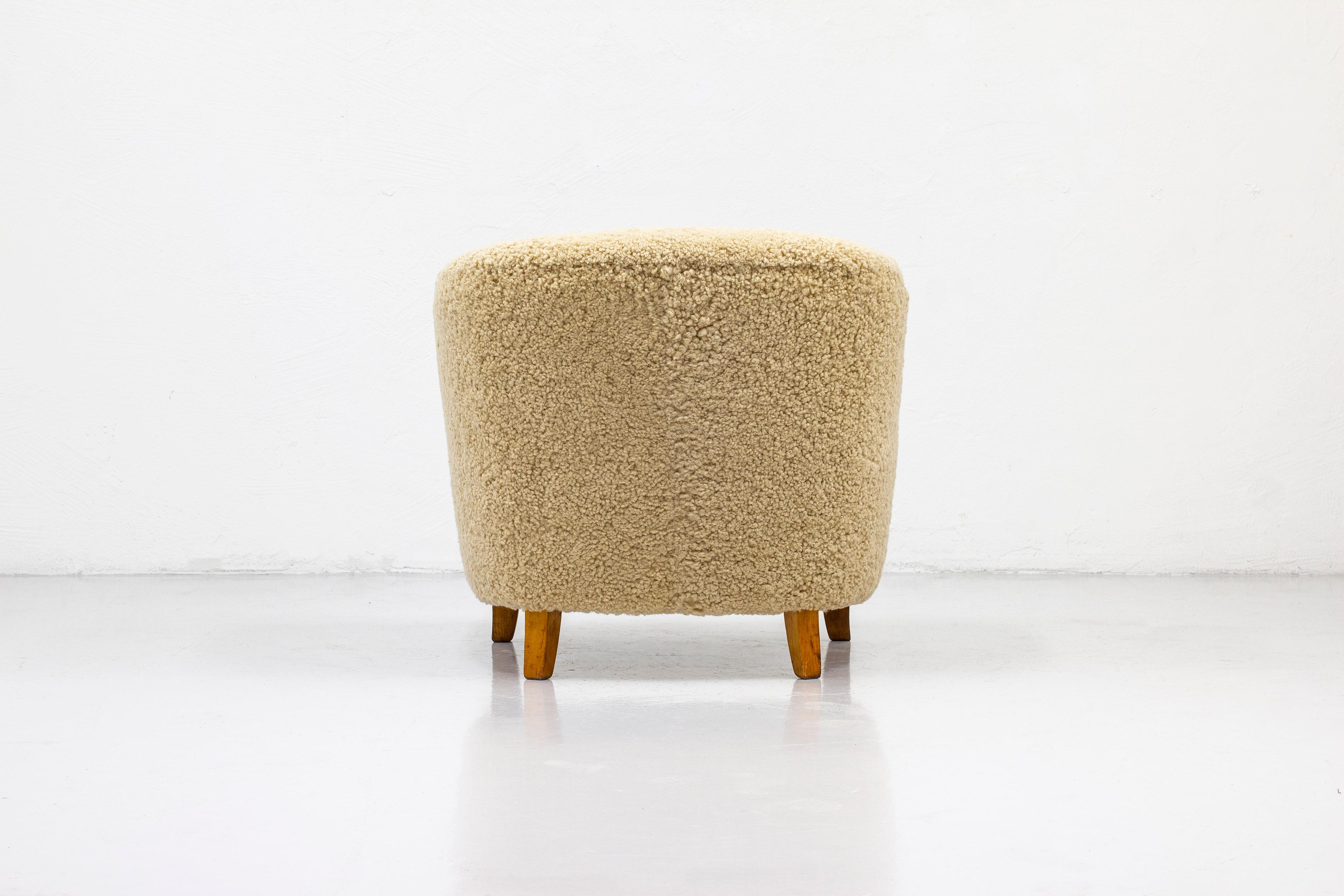 Organic Swedish Modern Lounge Chair with Sheepskin Upholstery, Sweden, 1940s 2