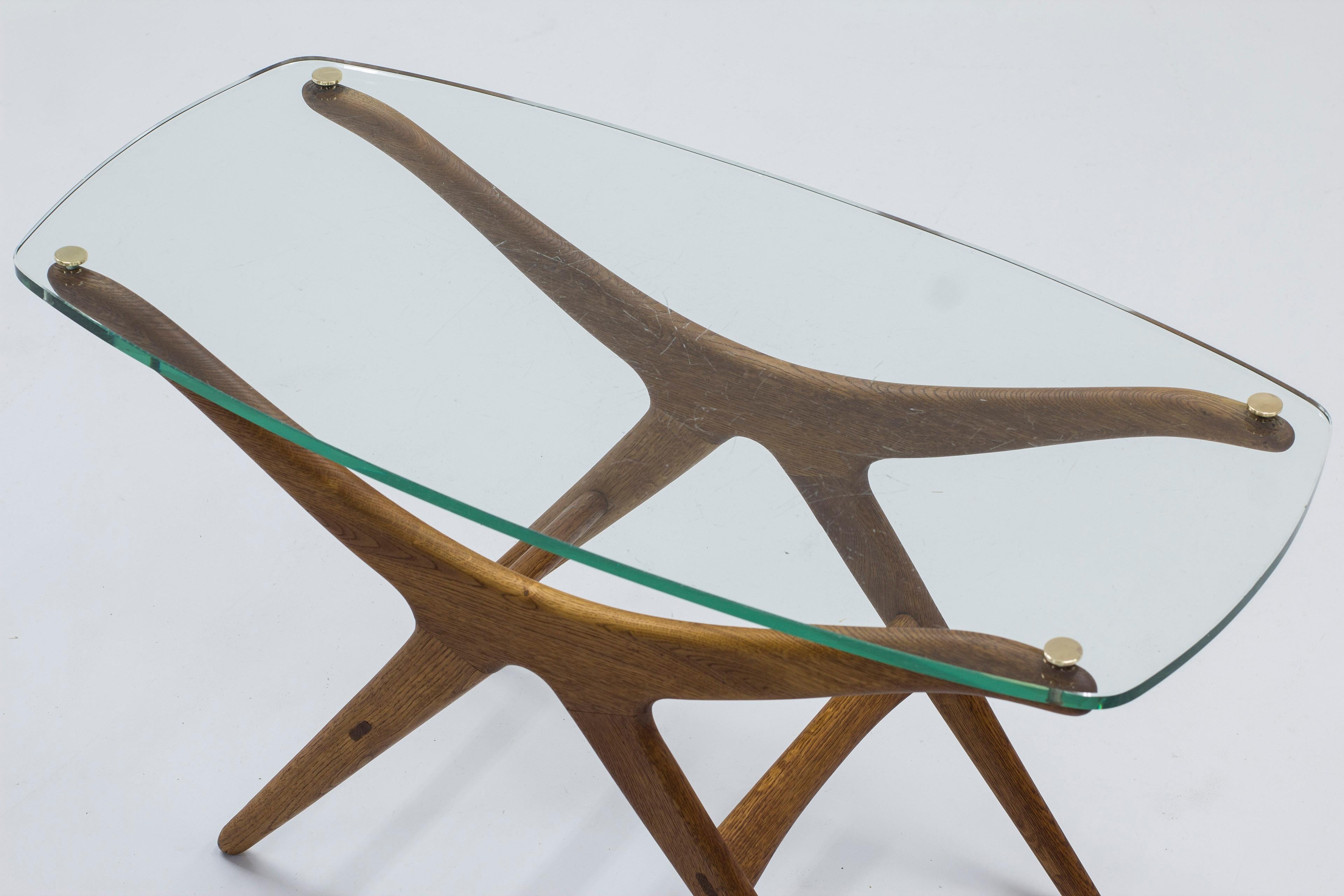 Organic table by H. Brockman Petersen, cabinetmaker Louis G. Thiersen & Søn For Sale 5