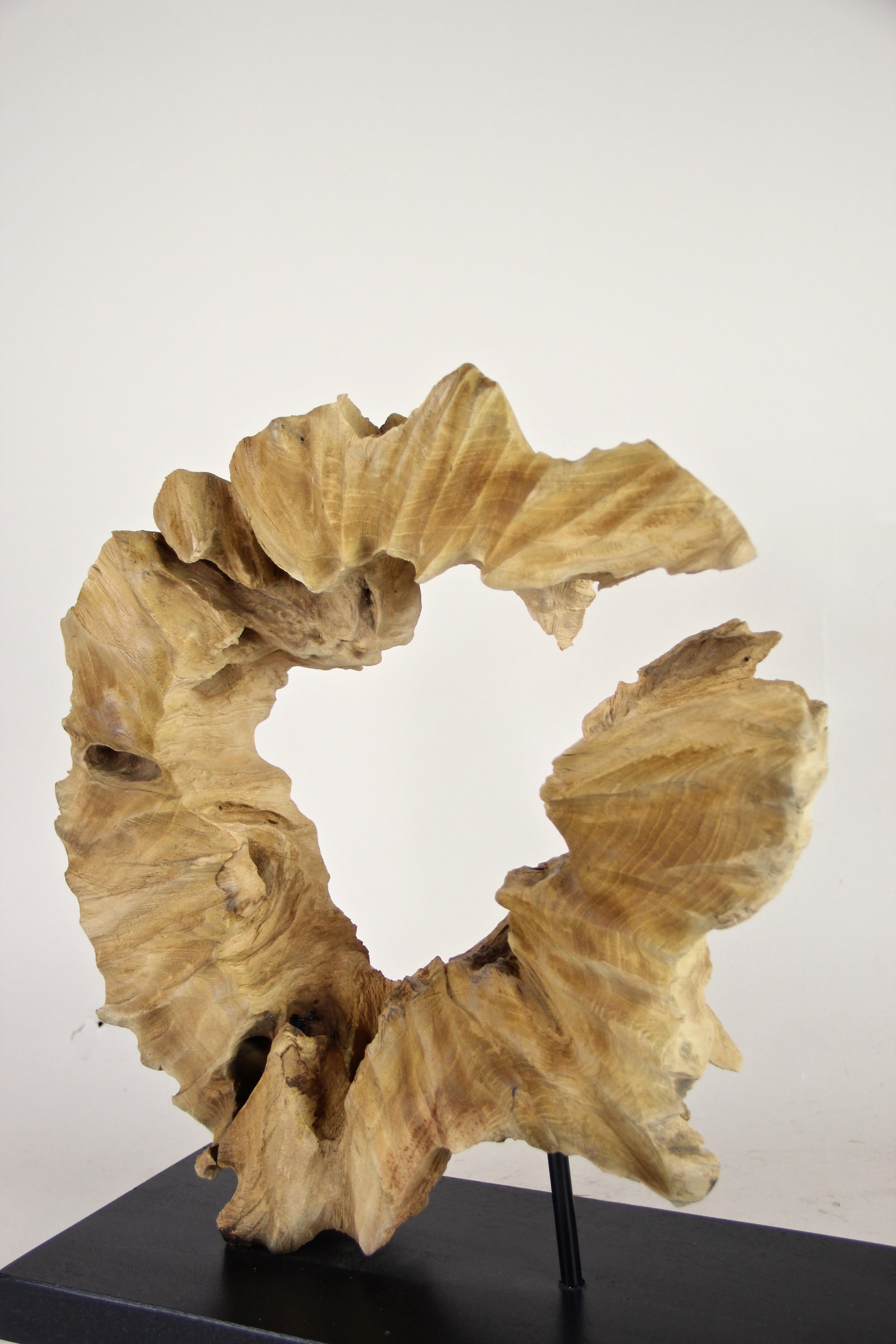 Organic Table Sculpture 