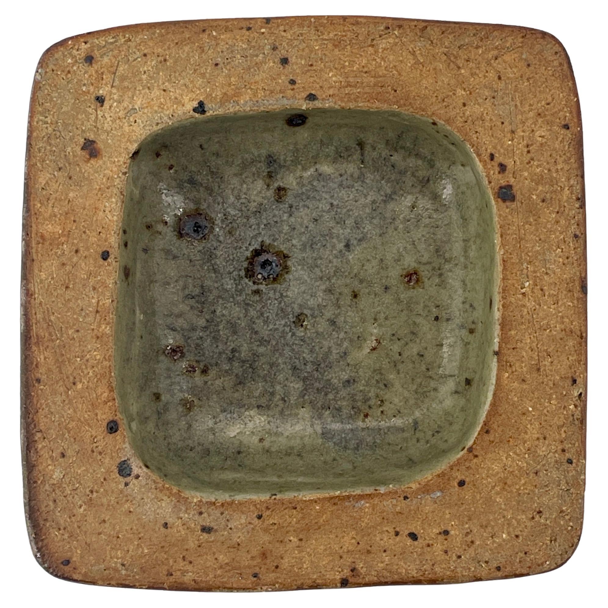 Organisch braun gesprenkelt 20. Jahrhundert Salz glasiert Quadratische Schale