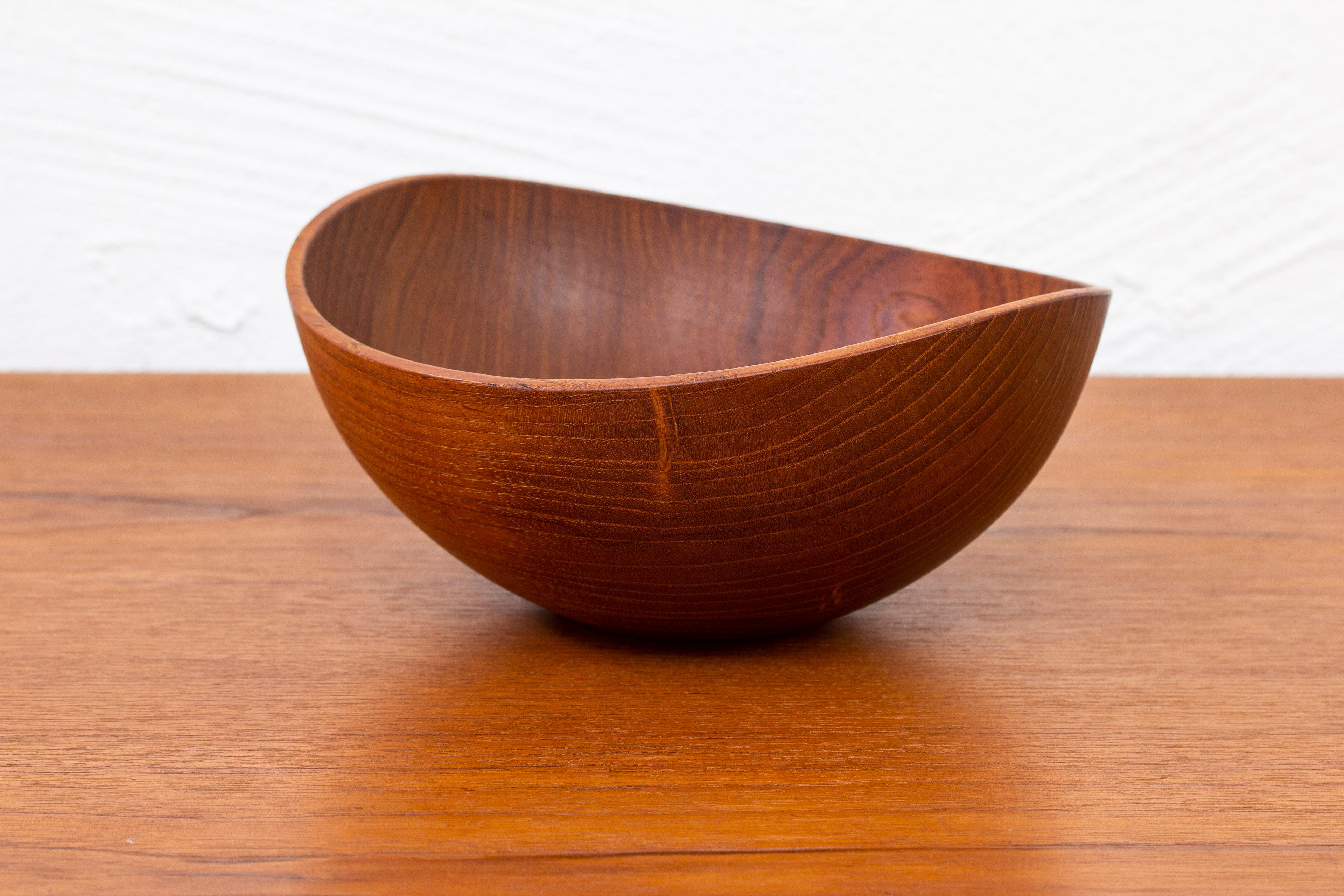 Swedish Organic Teak Bowl by Arvid Bergenblad, Hand Made in Sweden, 1950s