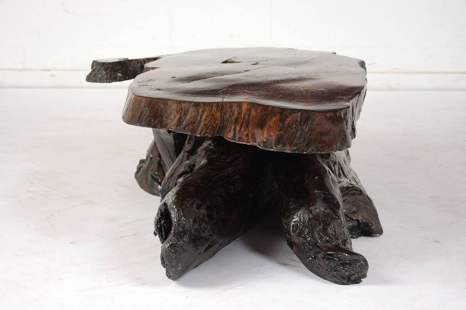 Noyer Table basse en racines d'arbre biologique