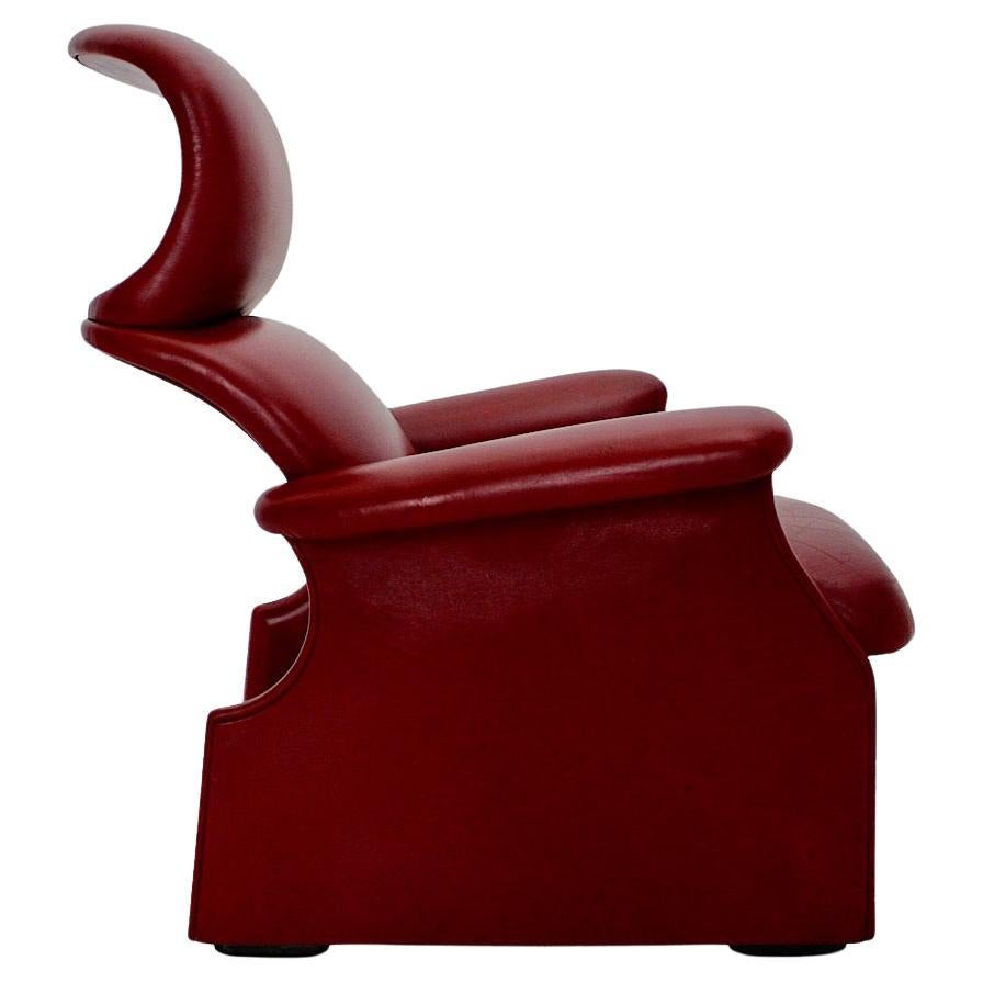 Organic Vintage Sculptural Red Lounge Chair by Achille & Piero Castiglioni 1960s For Sale