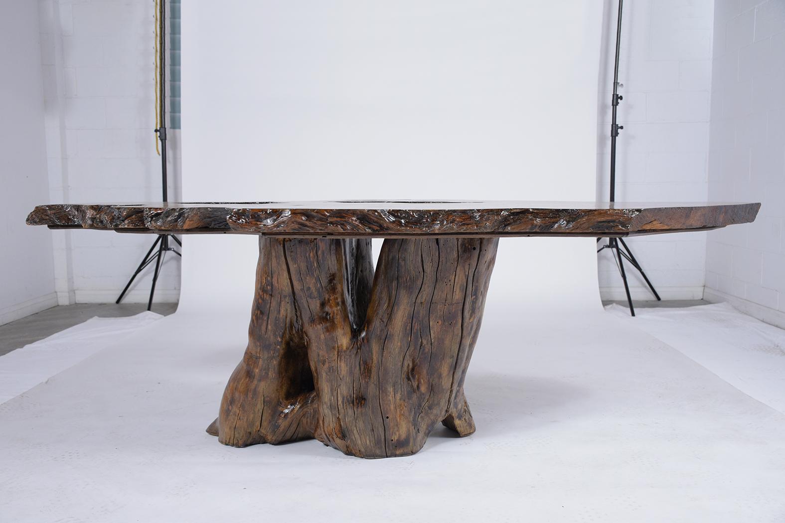 Organic Modern Table de salle à manger Roots sculpturale avec plateau en dalles de noyer massif en vente 5