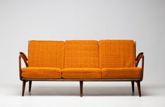 Sofa aus Walnussholz in organischer Form von Sprij Meubelen, Vlaardingen, Niederlande, um 1950