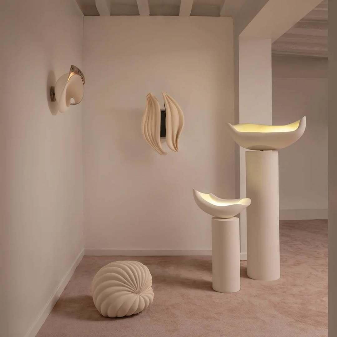 Organic Wave Form Sculptural Soft Beige Ceramic Sconce by Elsa Foulon For Sale 11