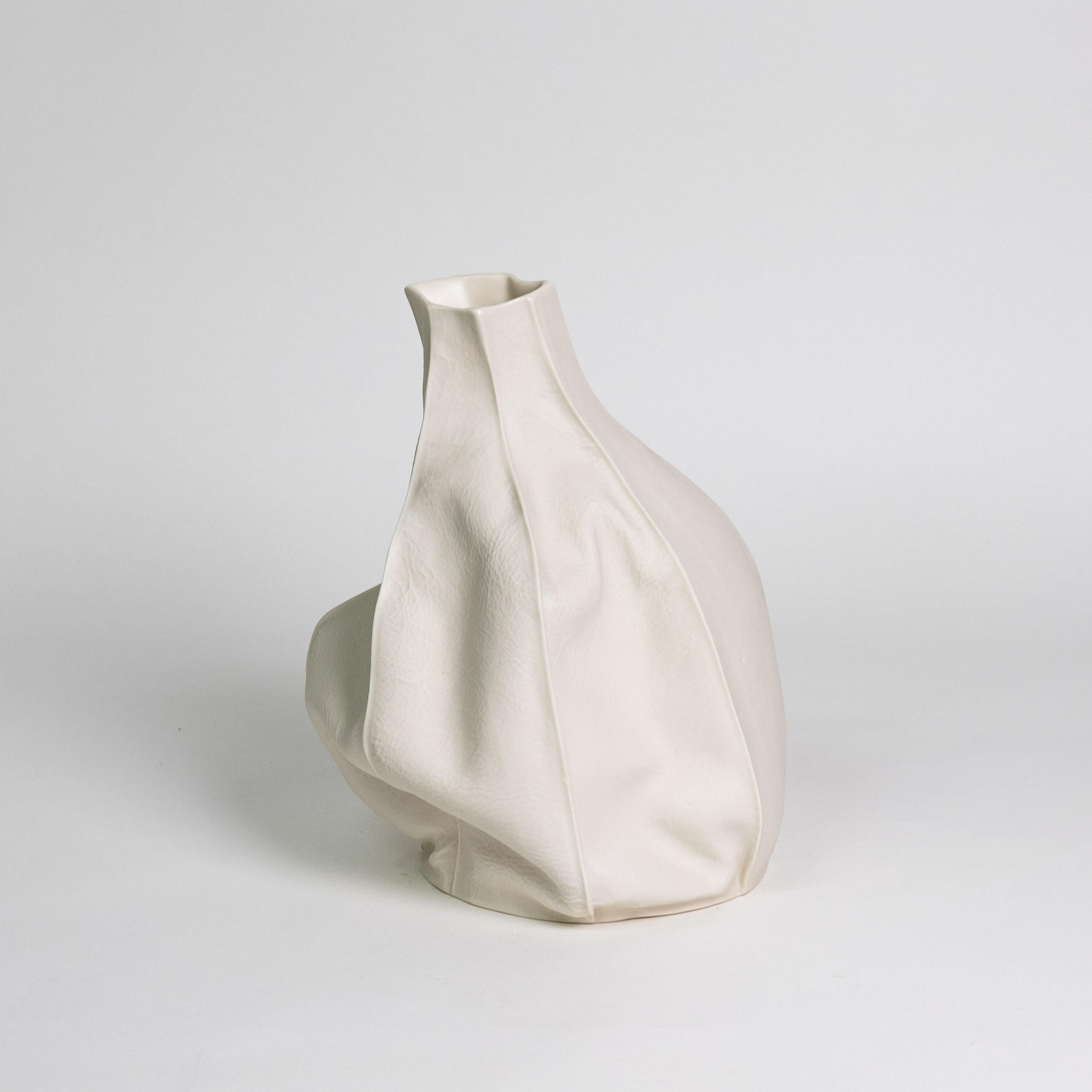 American Organic White Ceramic Vase, Kawa Vase 10, Handmade Sculptural Porcelain object For Sale