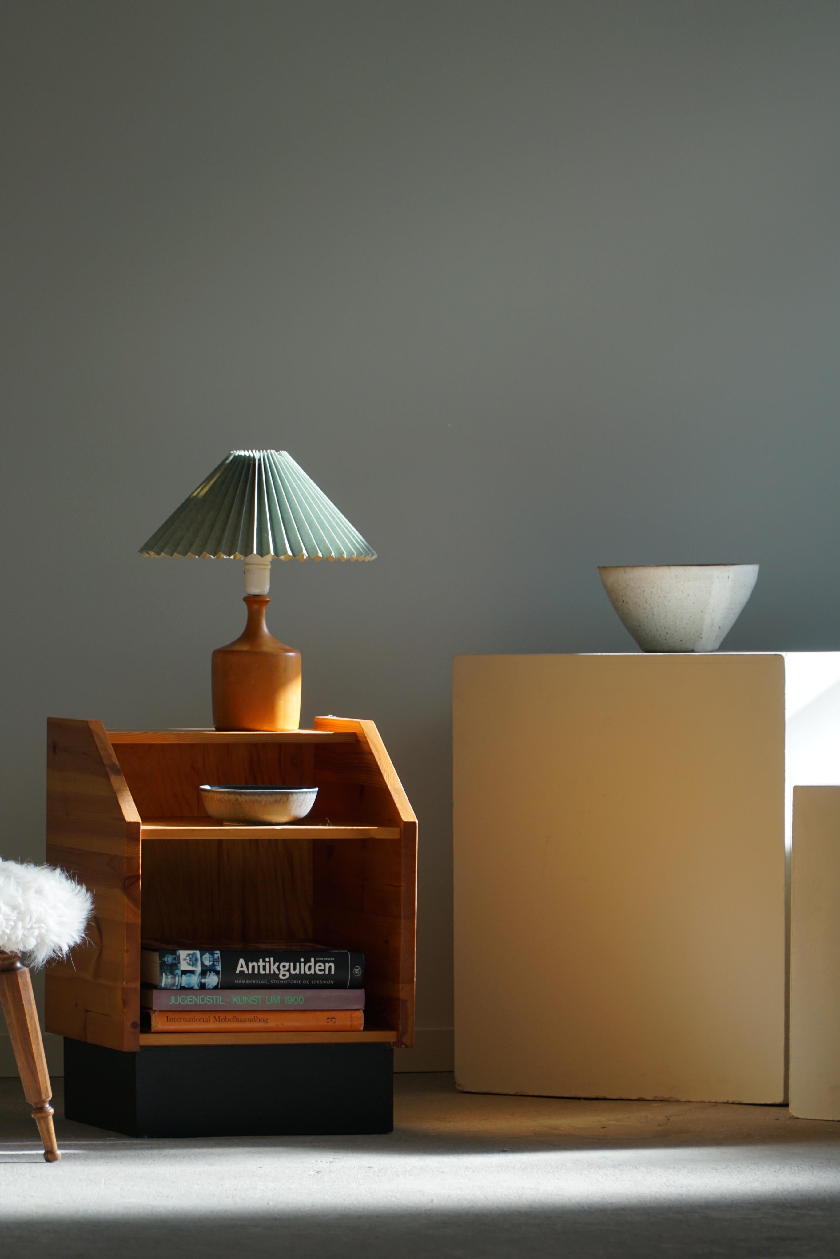 Mid-Century Modern Organic Wooden Table Lamp, Scandinavian Modern, Made in 1960s