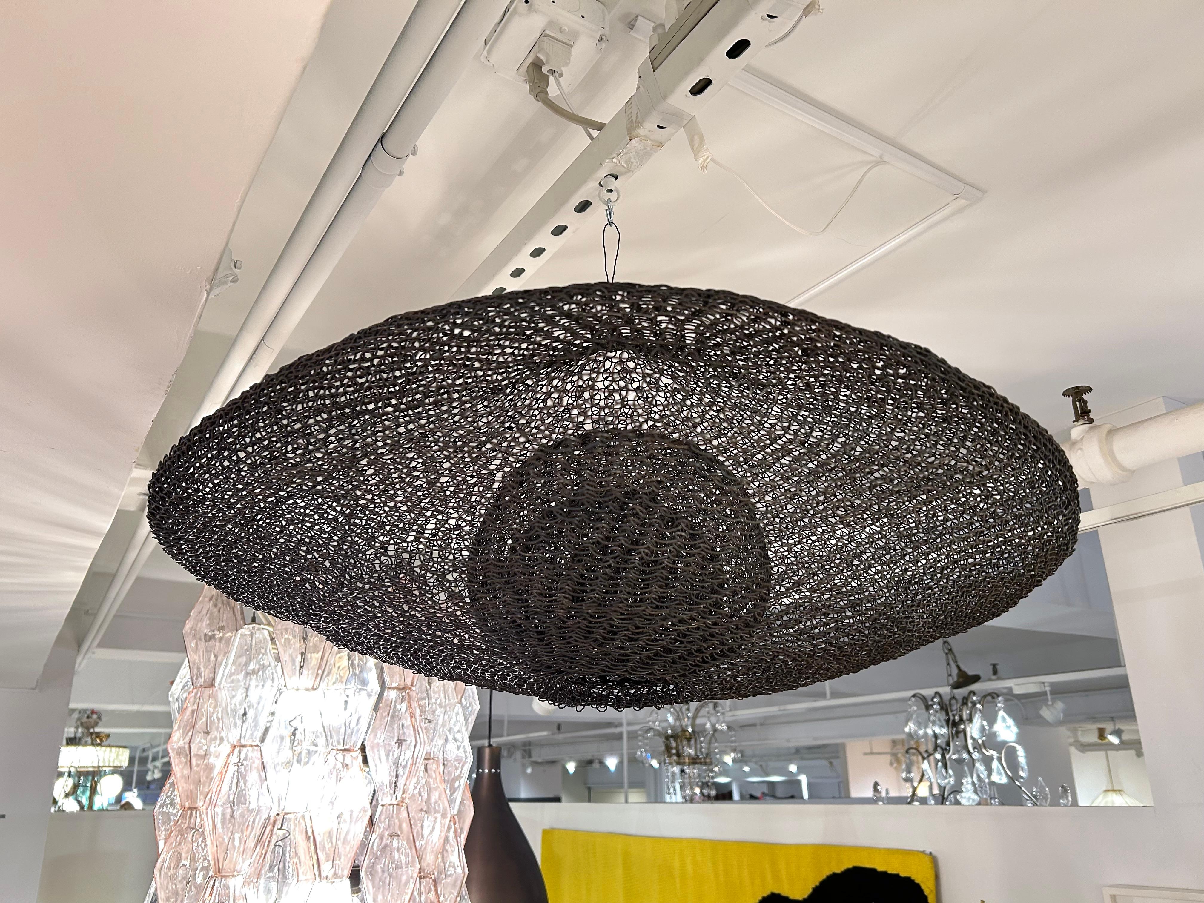 Francese Scultura organica in filo metallico intrecciato di Ulrikk Dufosse in vendita