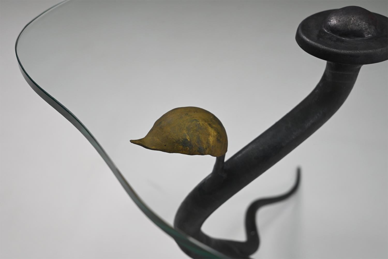 Organic wrought iron side table, 1970s Belgium. For Sale 3