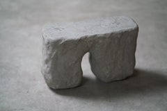 Organically formed sidetable • Object cast in Earth by CONCREET.