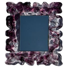 Miroir de luxe organique en verre de Murano violet et miroir de Fasetier, Italie