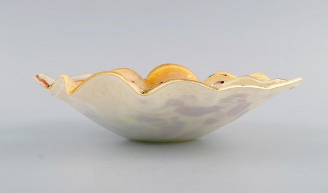 Bol de Murano de forme organique en verre d'art soufflé à la bouche polychrome Excellent état - En vente à Copenhagen, DK