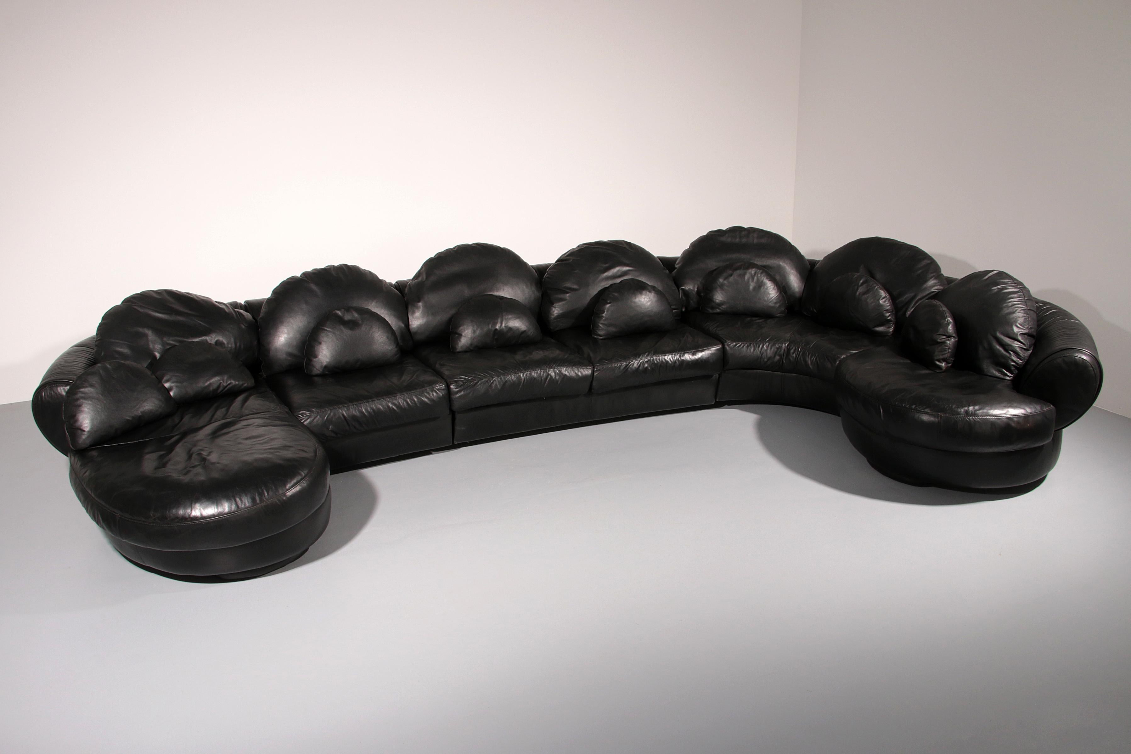 Organically Shaped Post-Modern Sectional Sofa in Black Leather en venta 5