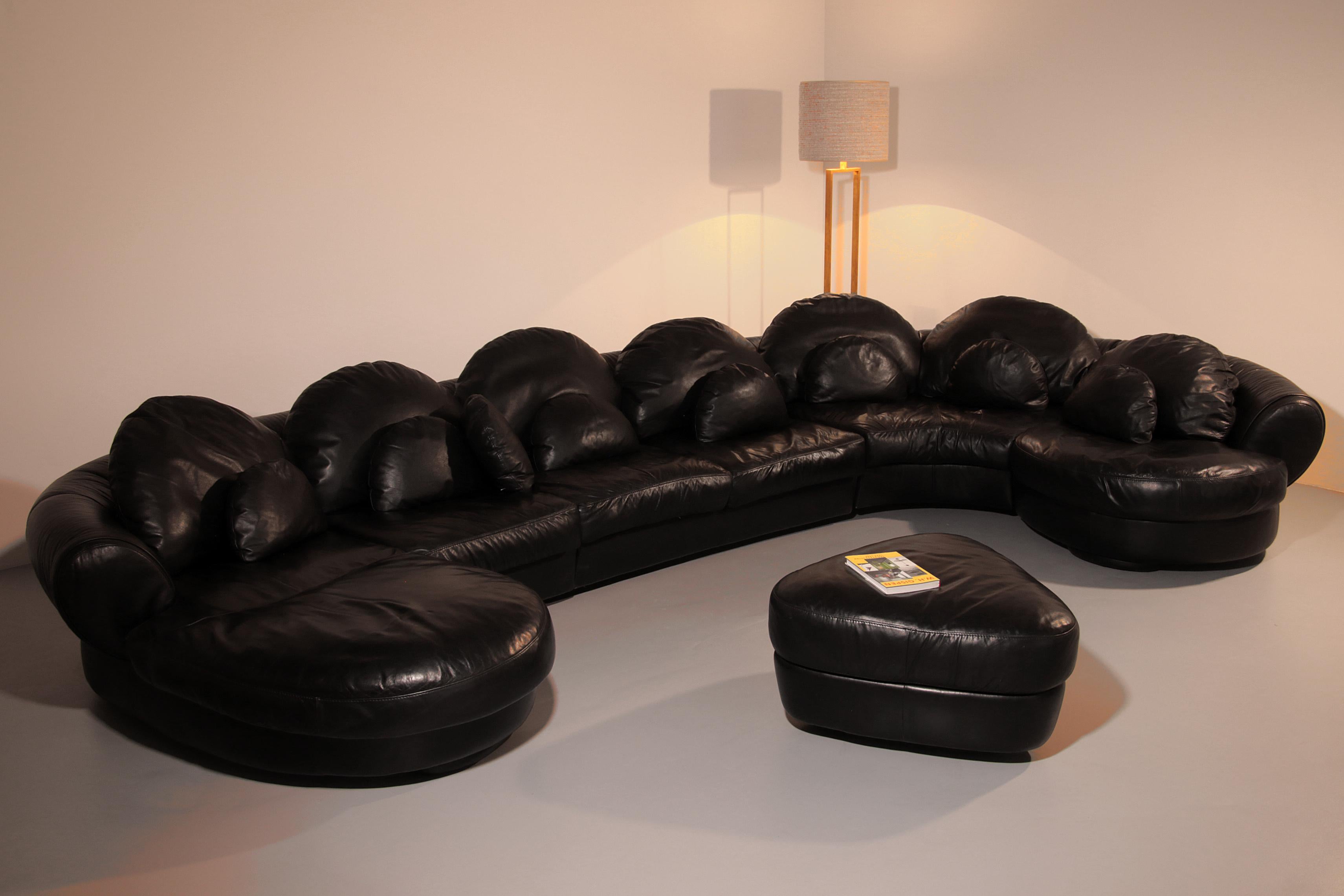 Organically Shaped Post-Modern Sectional Sofa in Black Leather en venta 8
