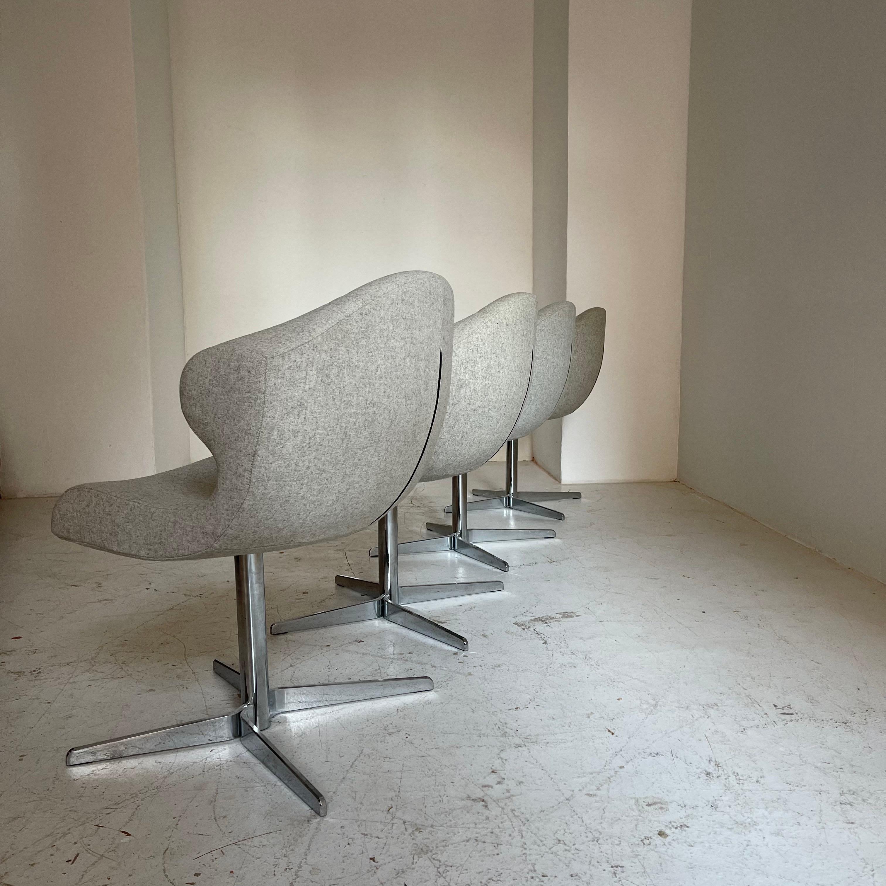 Contemporary Organically Swivel Dining Chairs by Ligne Roset, Set of Four, France  For Sale