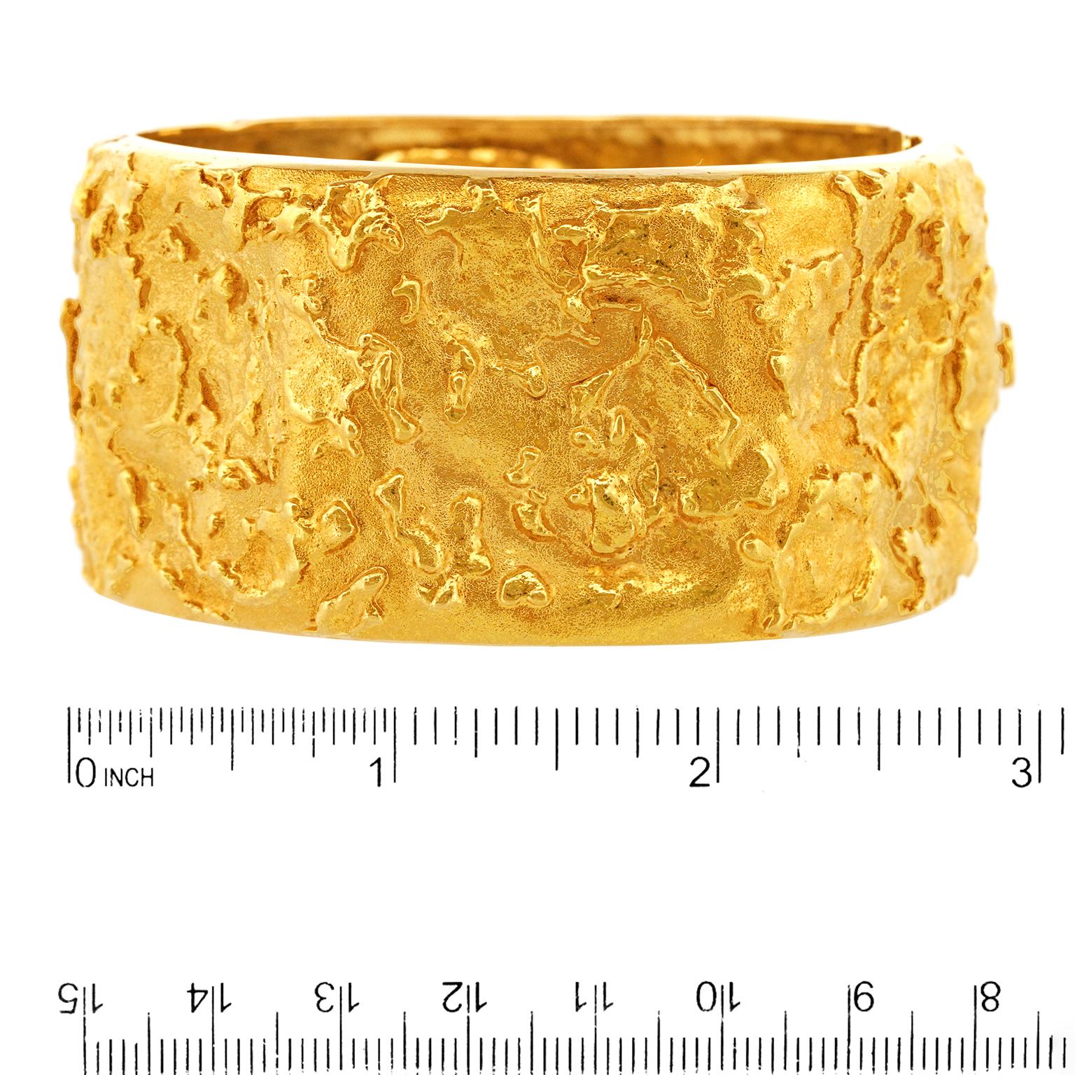 Schweizer Organo-Chic Gelbgold-Armband im Zustand „Hervorragend“ in Litchfield, CT