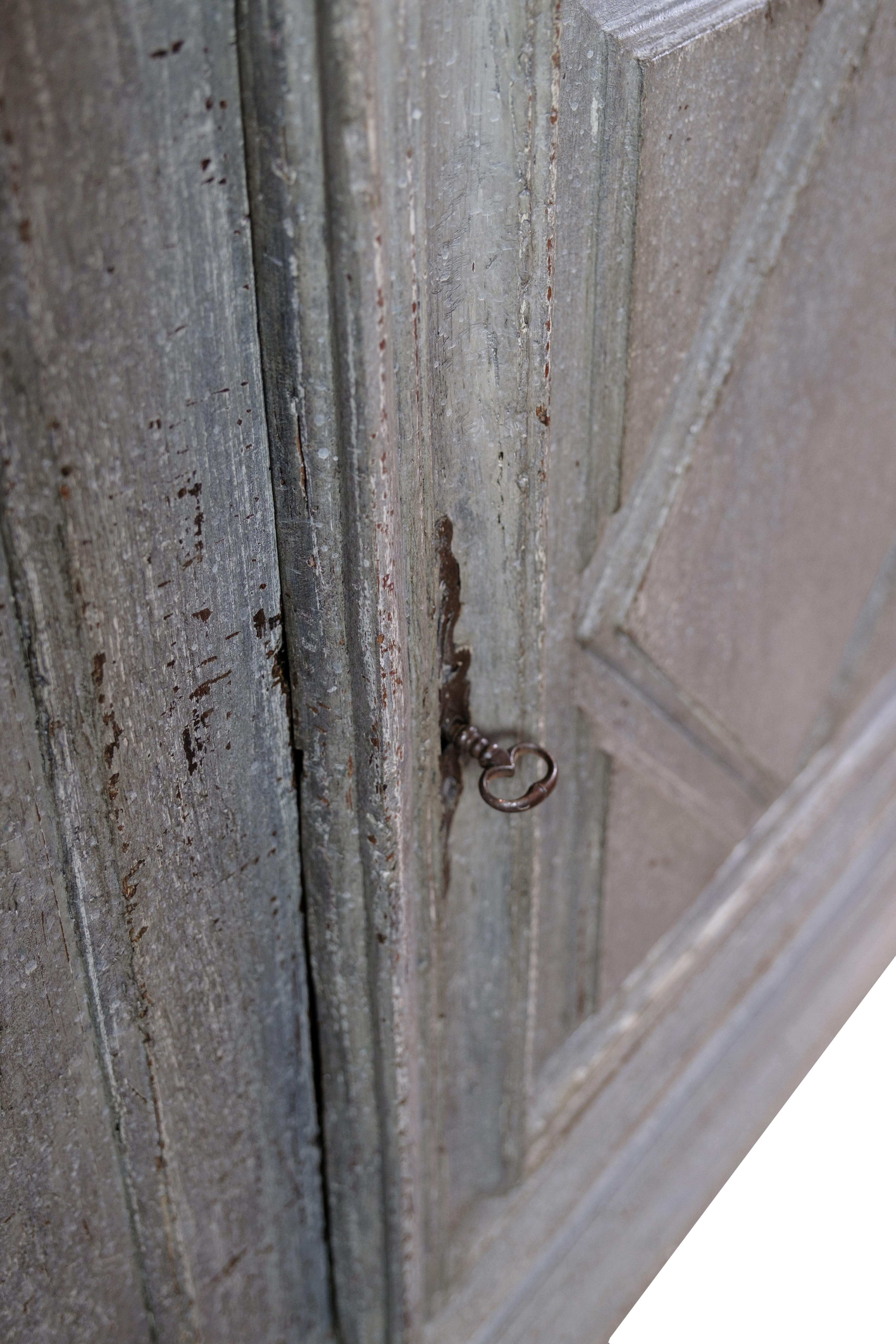 Orginal gemalt Lebensmittel Schrank in grau aus 1720s gemalt (Sonstiges) im Angebot