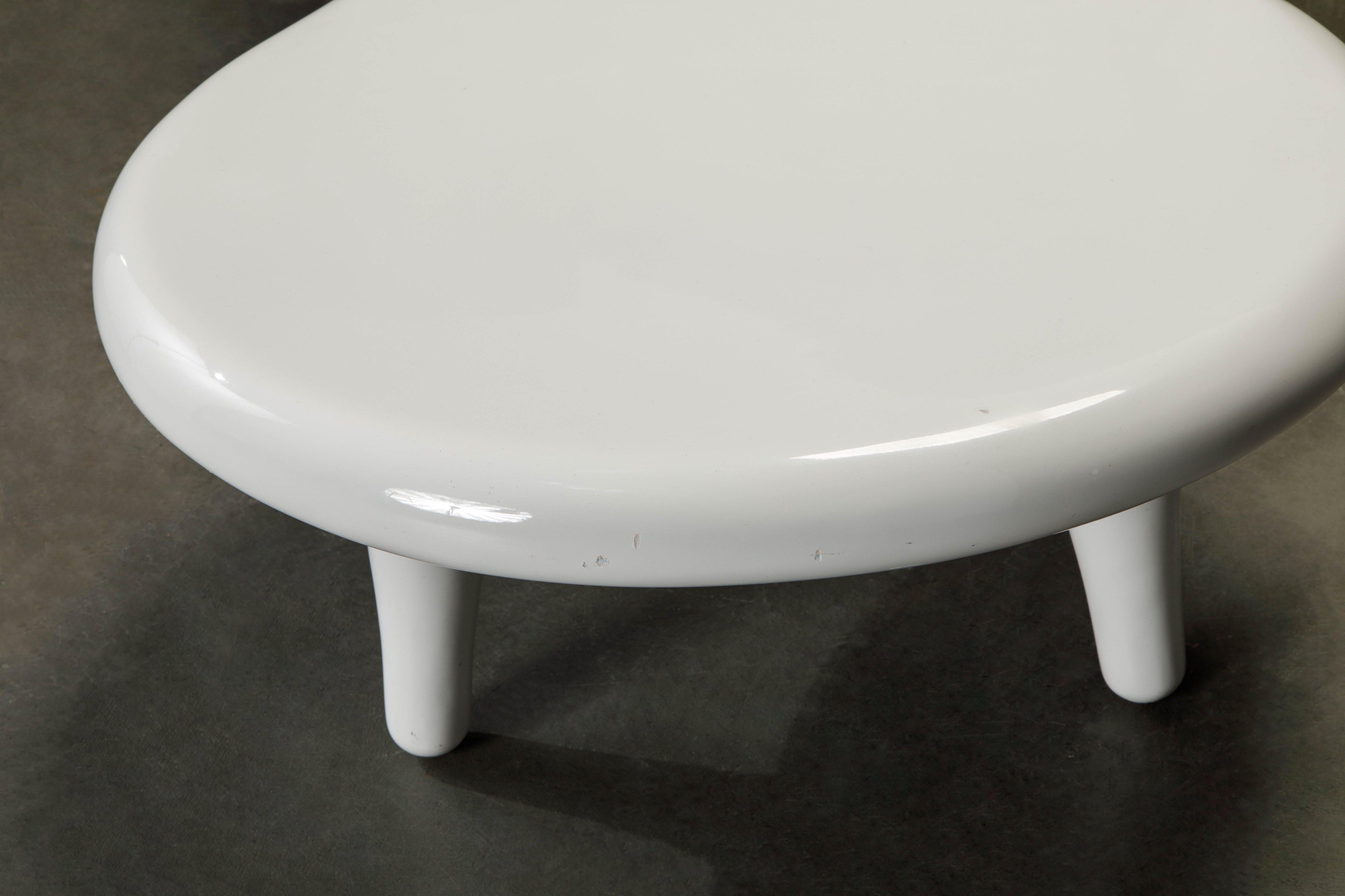 'Orgone' Fiberglass Cocktail Table by Marc Newson for Cappellini, Italy, Signed 4