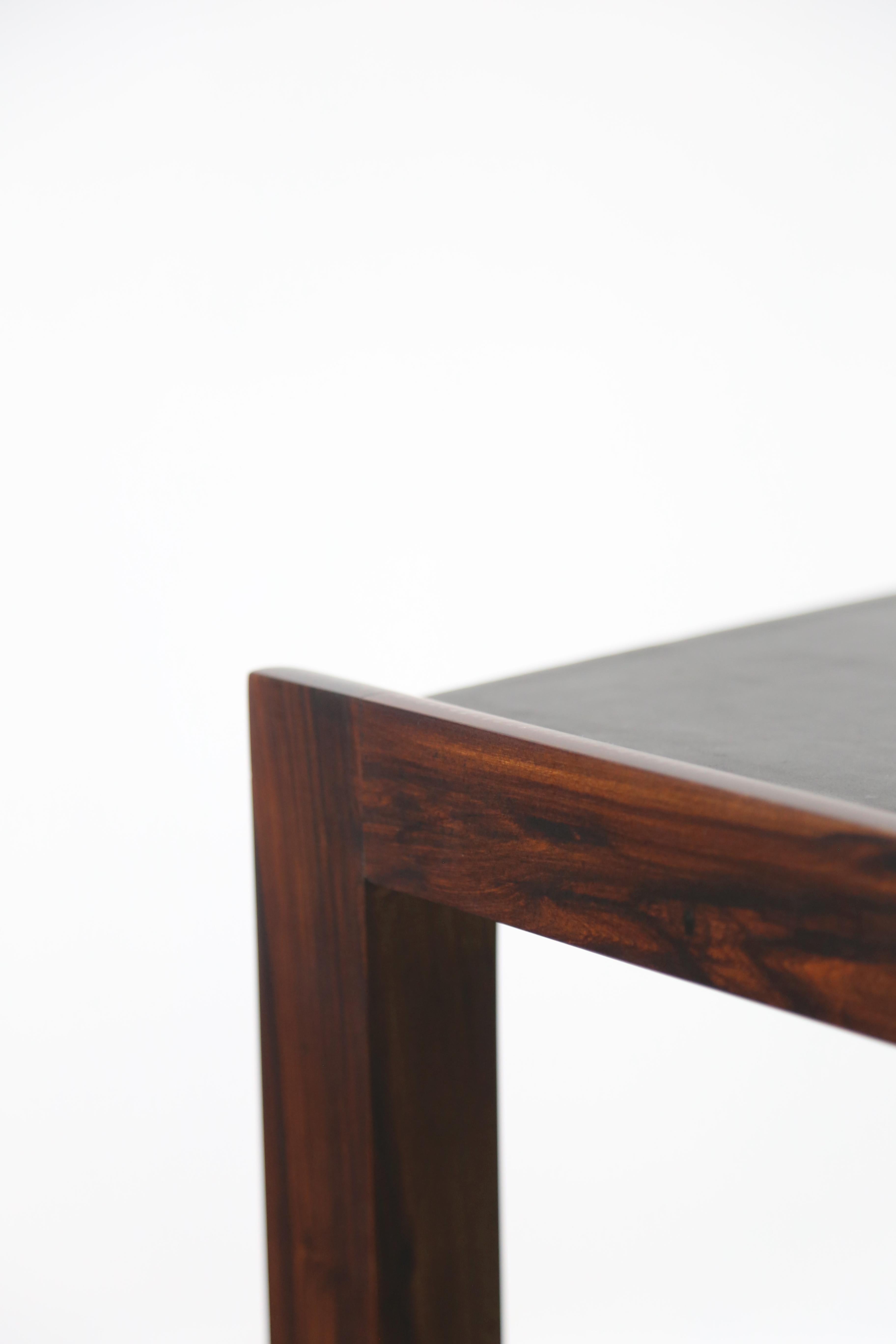 Silla de Madera Exótica y Piel de Costantini, Orianna (En Stock) en Bueno estado para la venta en New York, NY