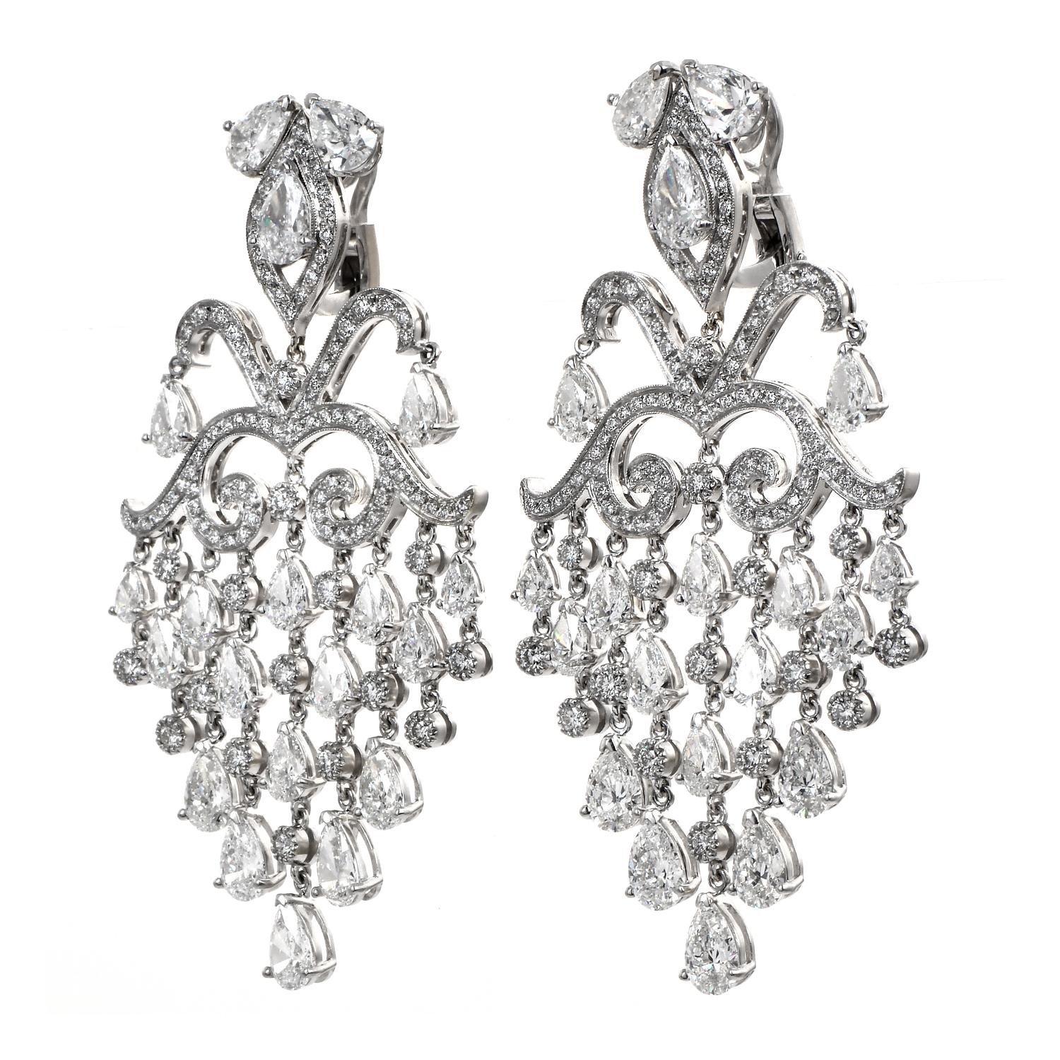 Modern Orianne Collins 42.0cts Pear Diamond 18K White Gold Chandelier Dangle Earrings For Sale