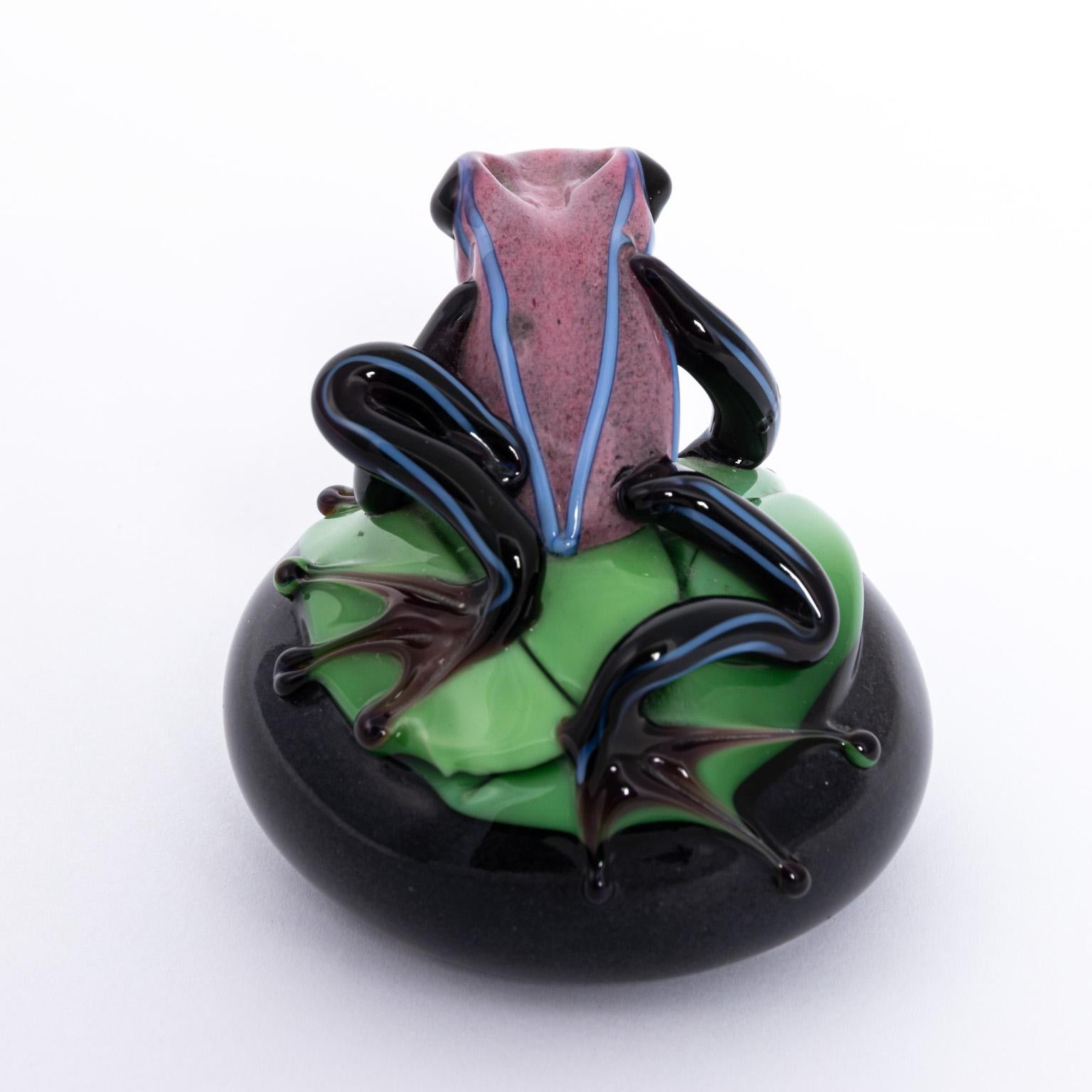 American Orient & Fume Poison Dart Frog Paperweight