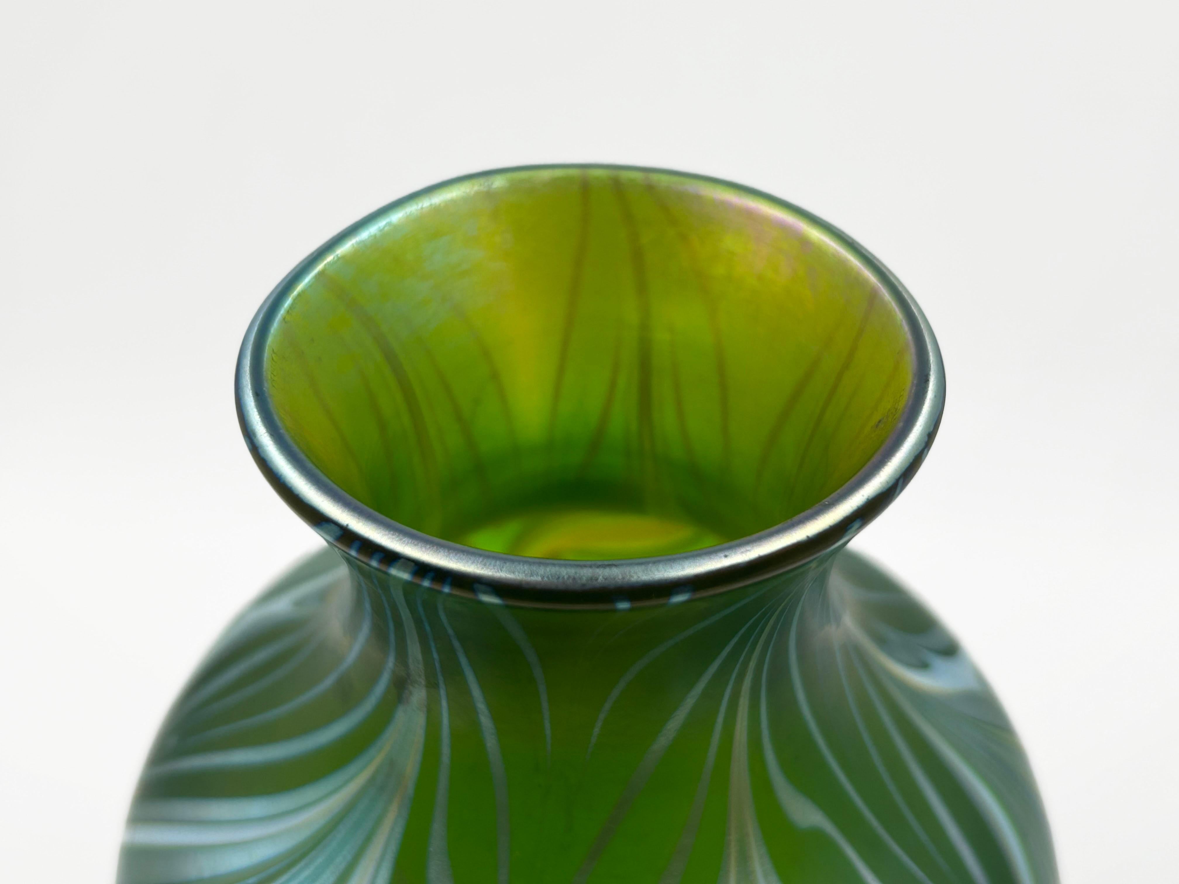 Americano Vaso di vetro artistico Orient & Flume in vendita