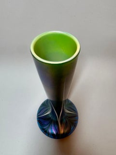 Orient & Flume Iridescent Peacock Feather Art Glass Vase, Signed and Dated 1982