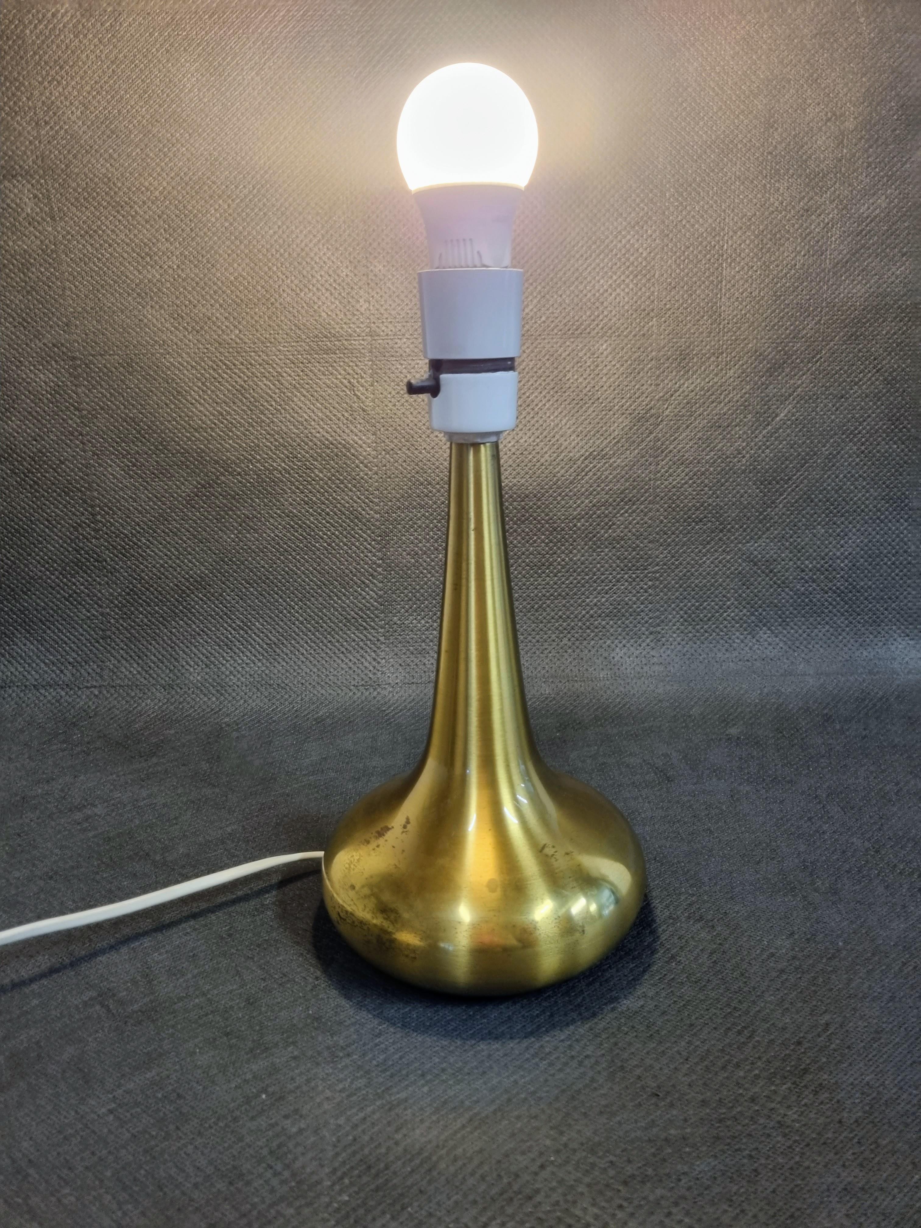 orient table lamp