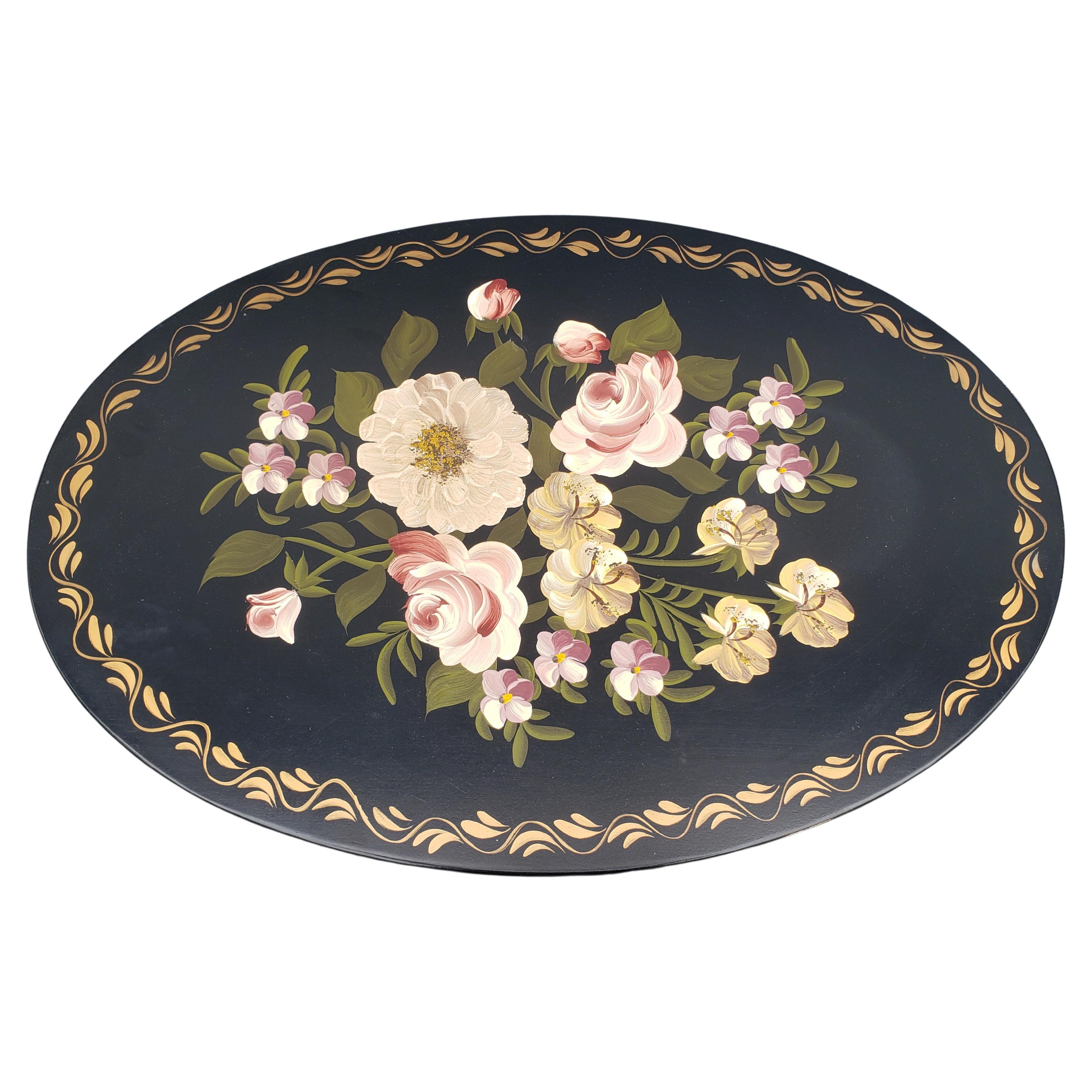 Moderne Table d'appoint orientale pour cocktail à plateau basculant peinte à la main en vente