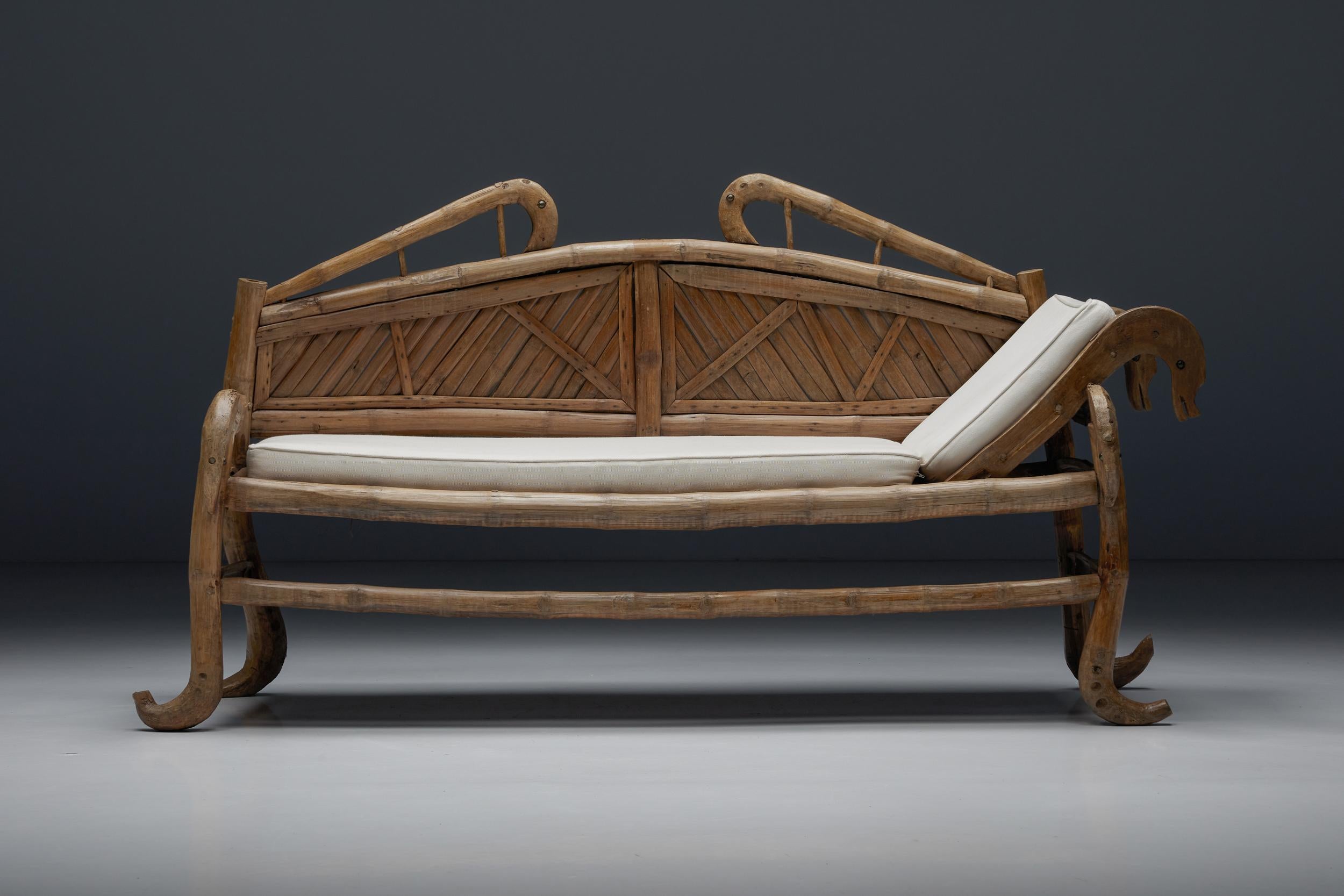 Orientalisches Bambus-Sofa-Bett, 20. Jahrhundert (Französisch) im Angebot