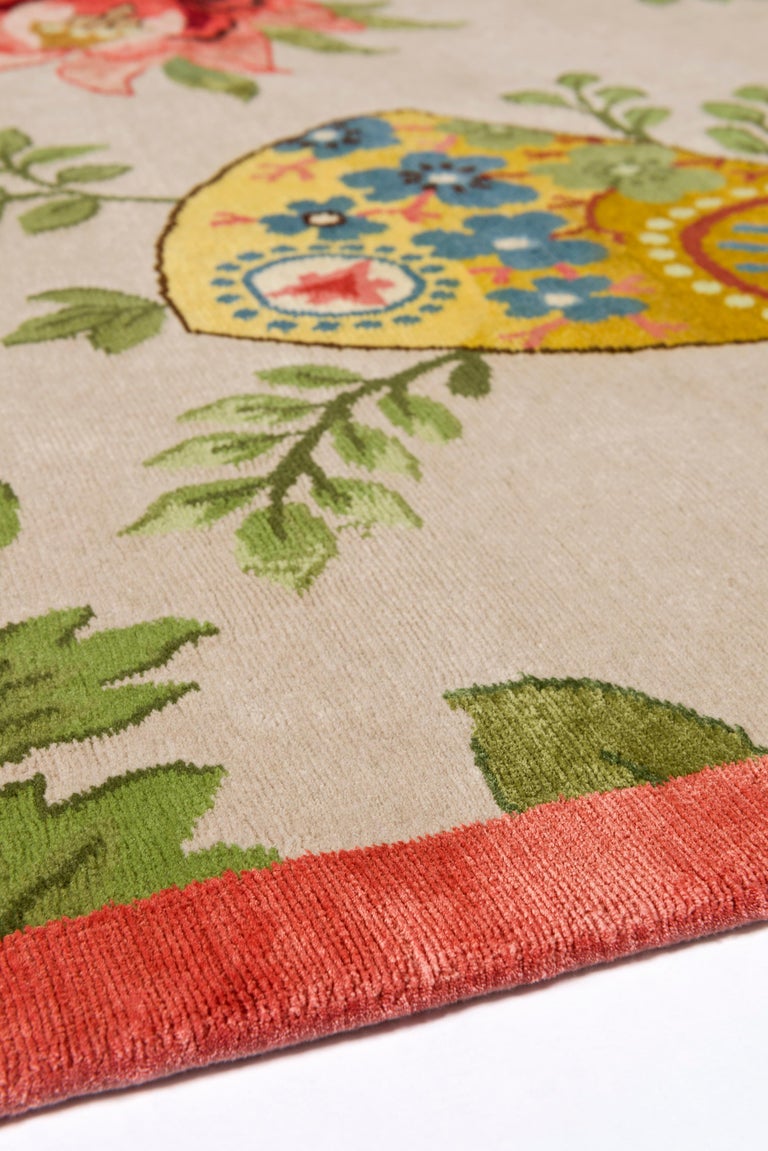 Oriental Birds HandKnotted 6x4 Area Rug in Wool and Silk by Paul Smith