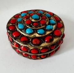 Scatola orientale di perline in ottone o 420