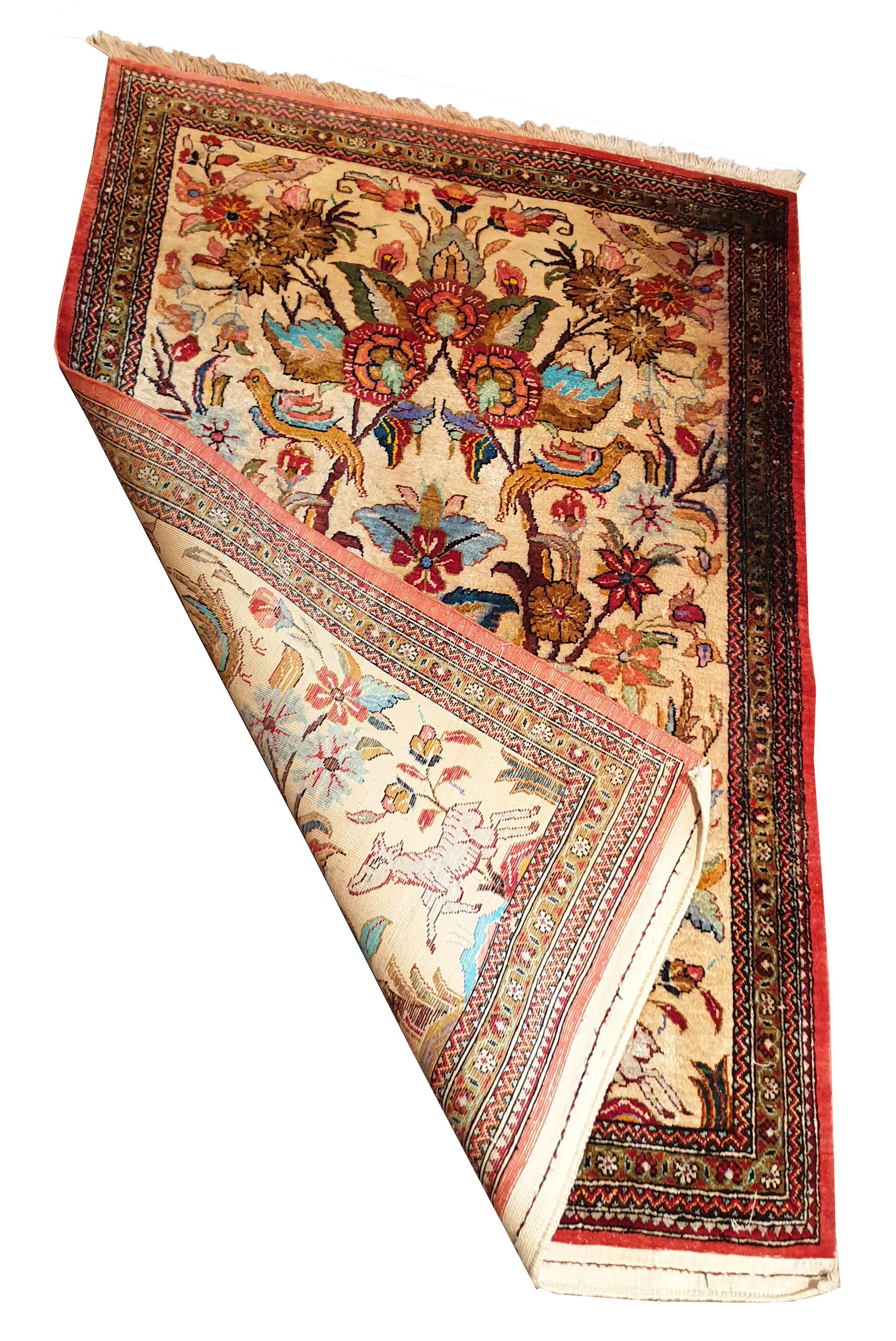 Oriental Carpet, 20th Century In Good Condition In Paris, FR