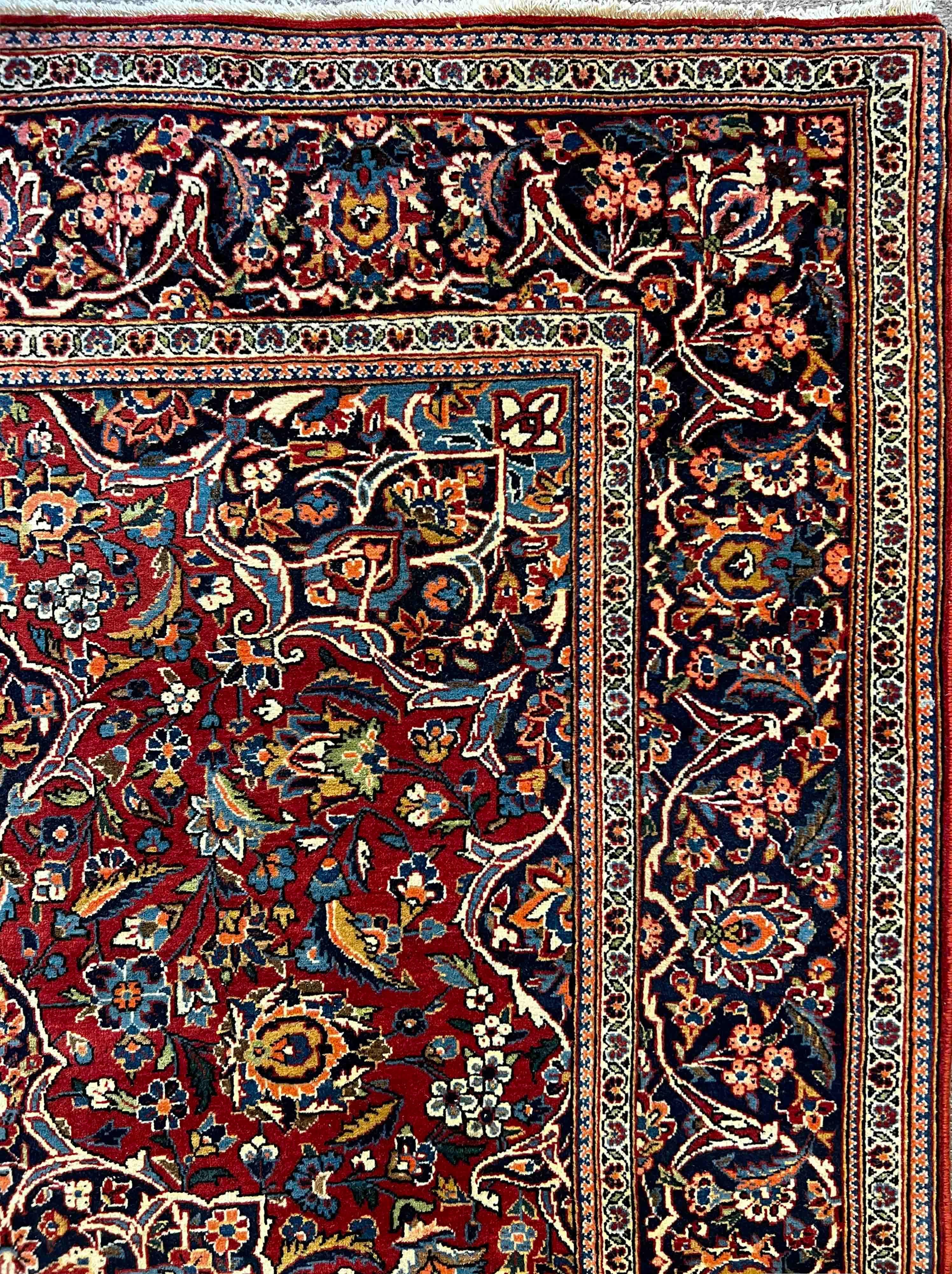 Oriental Carpet, 20th Century - N° 731 For Sale 4