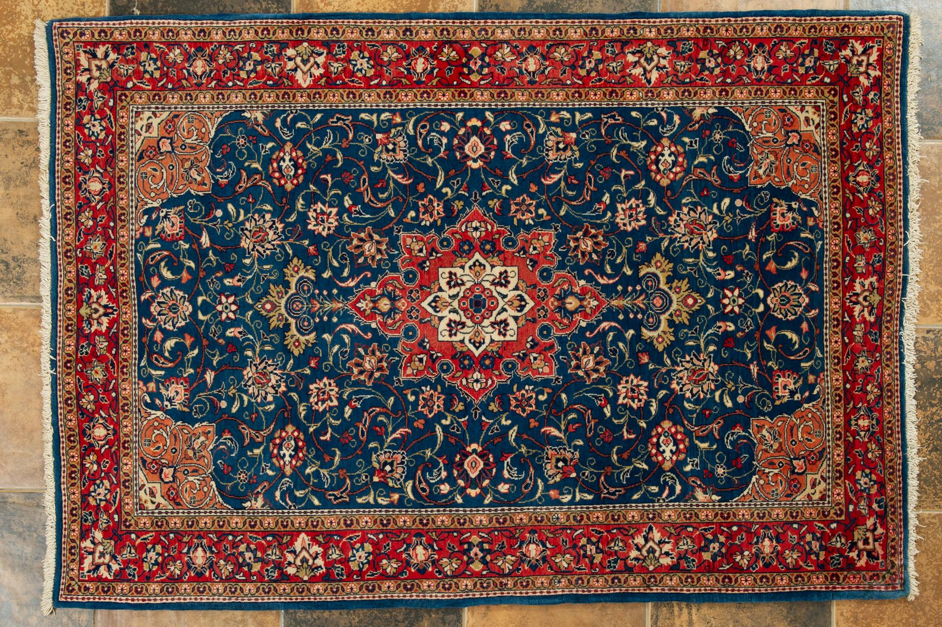 Orientalischer Teppich aus Indien (Agra) im Angebot