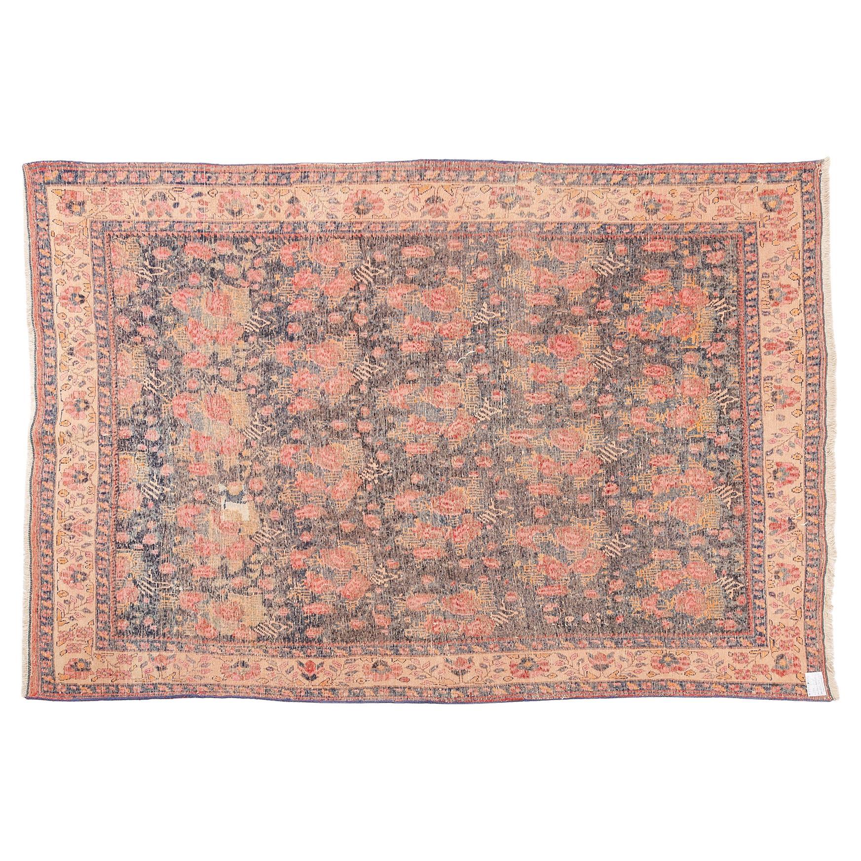 nr. 597 -  This rug is also part of my collectio of rugs with roses: typically feminine taste. But for those who don't have a garden, this carpet is the idea: to be admired in the home in any season.
Furthermore, it is also robust.