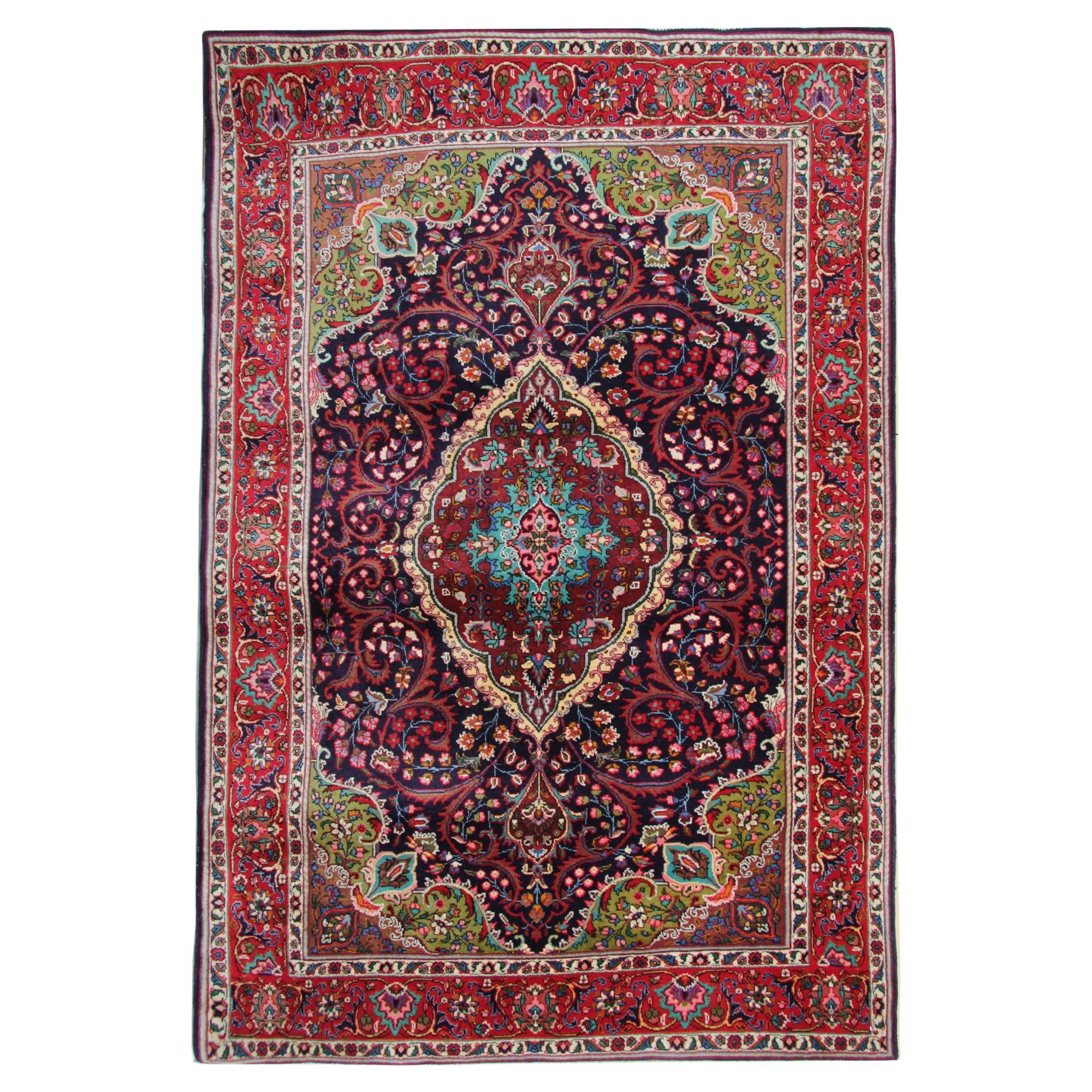 Oriental Carpet Wool Rugs Red Large Vintage Livingroom Rugs for Sale For Sale