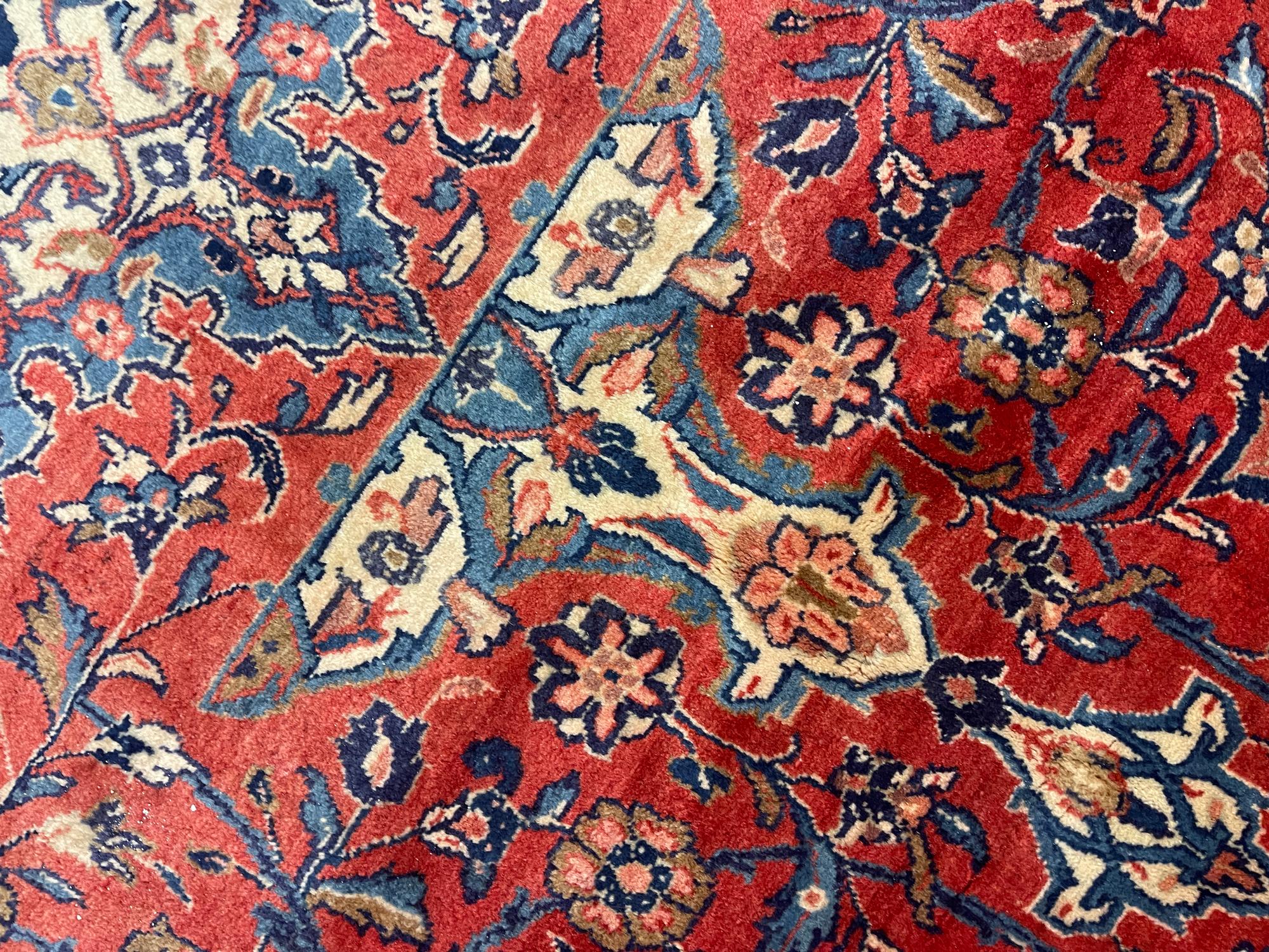 Oriental Carpet Wool Rugs Rust Large Vintage Livingroom Rugs for Sale In Excellent Condition For Sale In Hampshire, GB