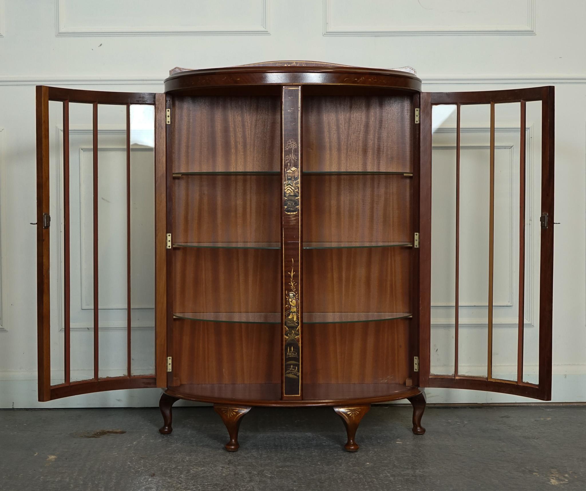 mueble vitrina oriental chino con estantes de cristal en venta 3