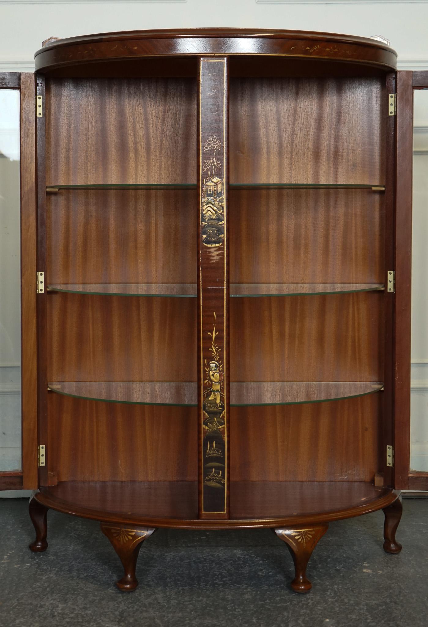 mueble vitrina oriental chino con estantes de cristal en venta 4