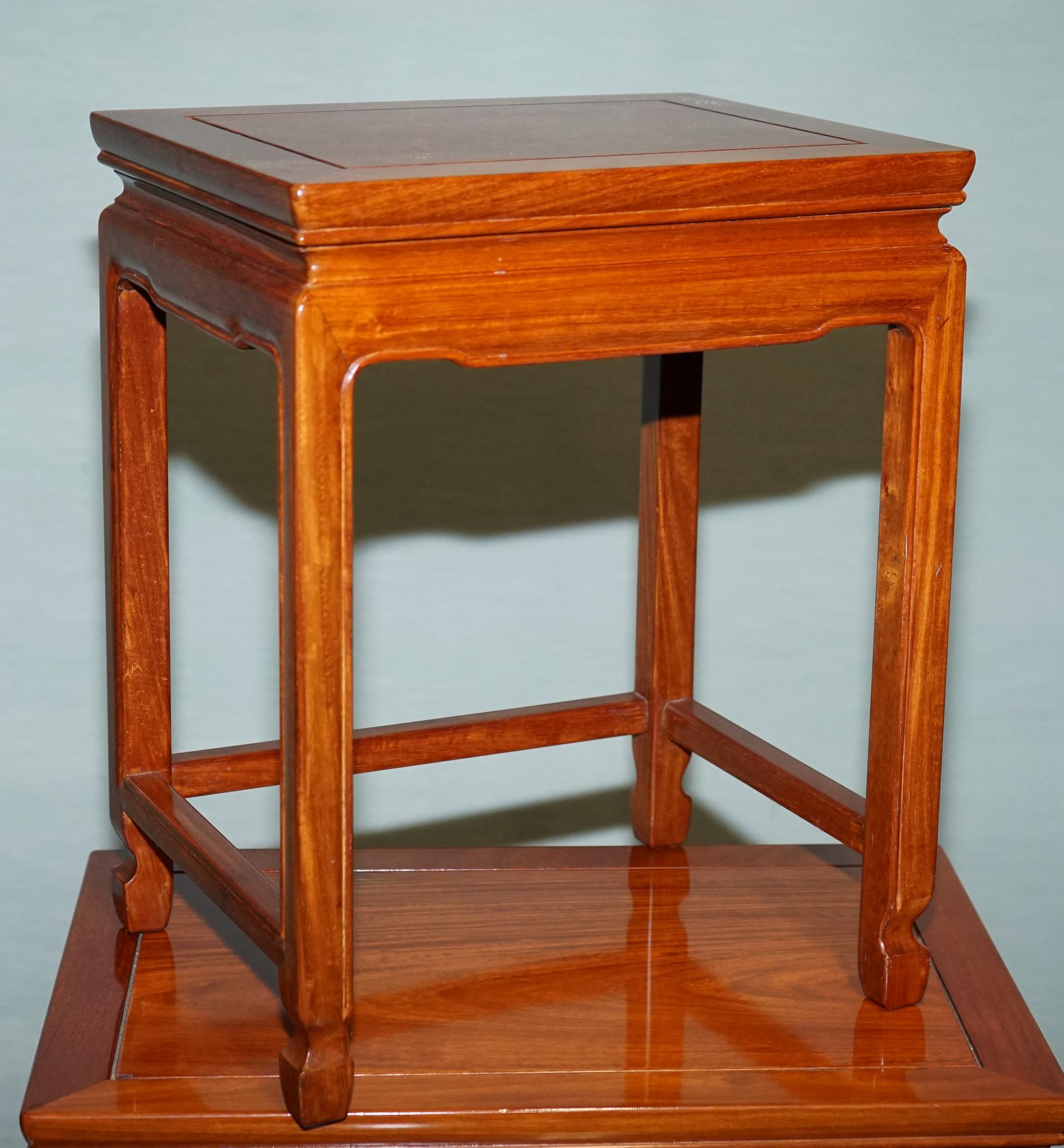 ORIENTAL CHINESE TEAK NEST OF FOUR TABLES WITH CARVED DETAiLS For Sale 6