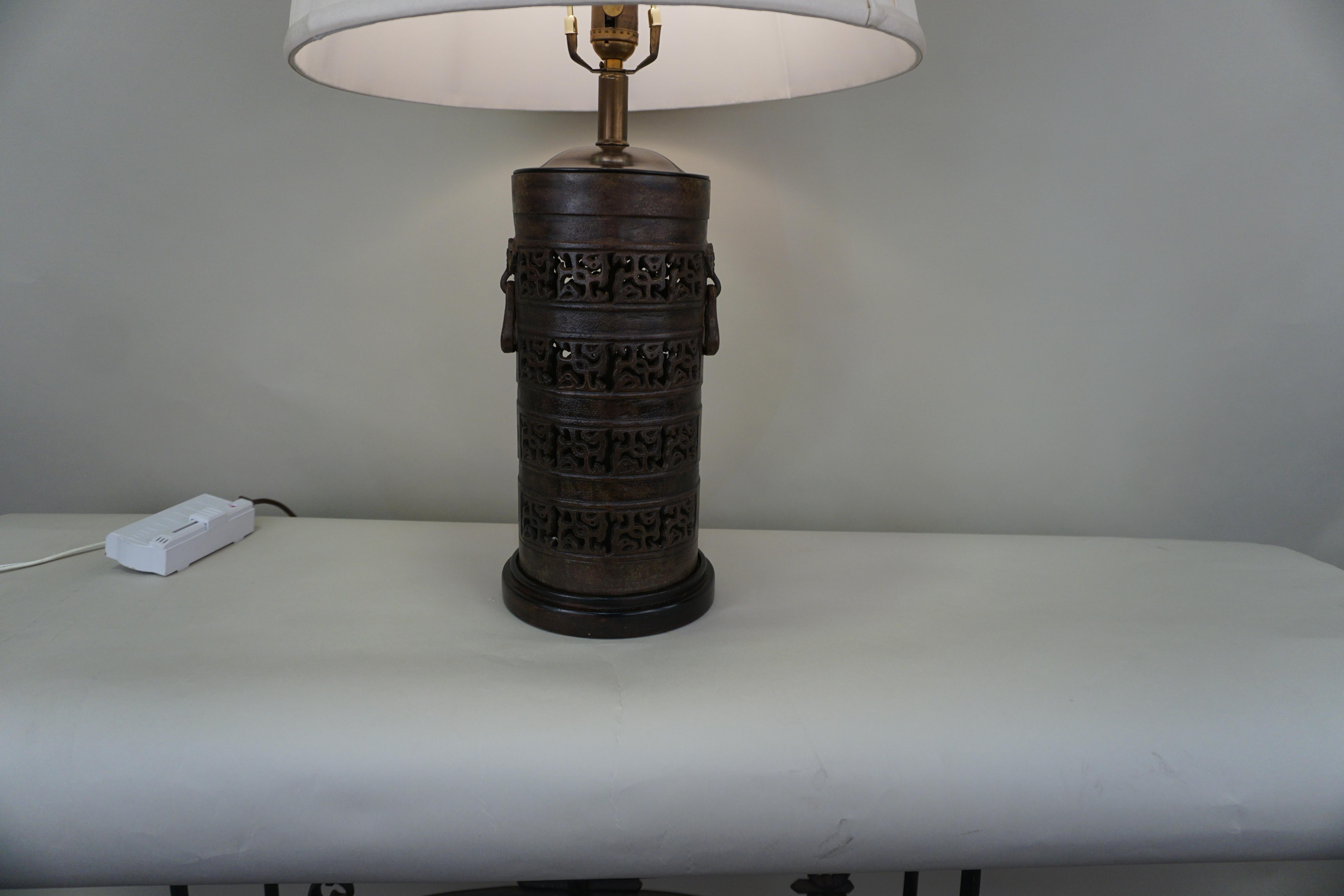 Asian Oriental Cutout Bronze Table Lamp