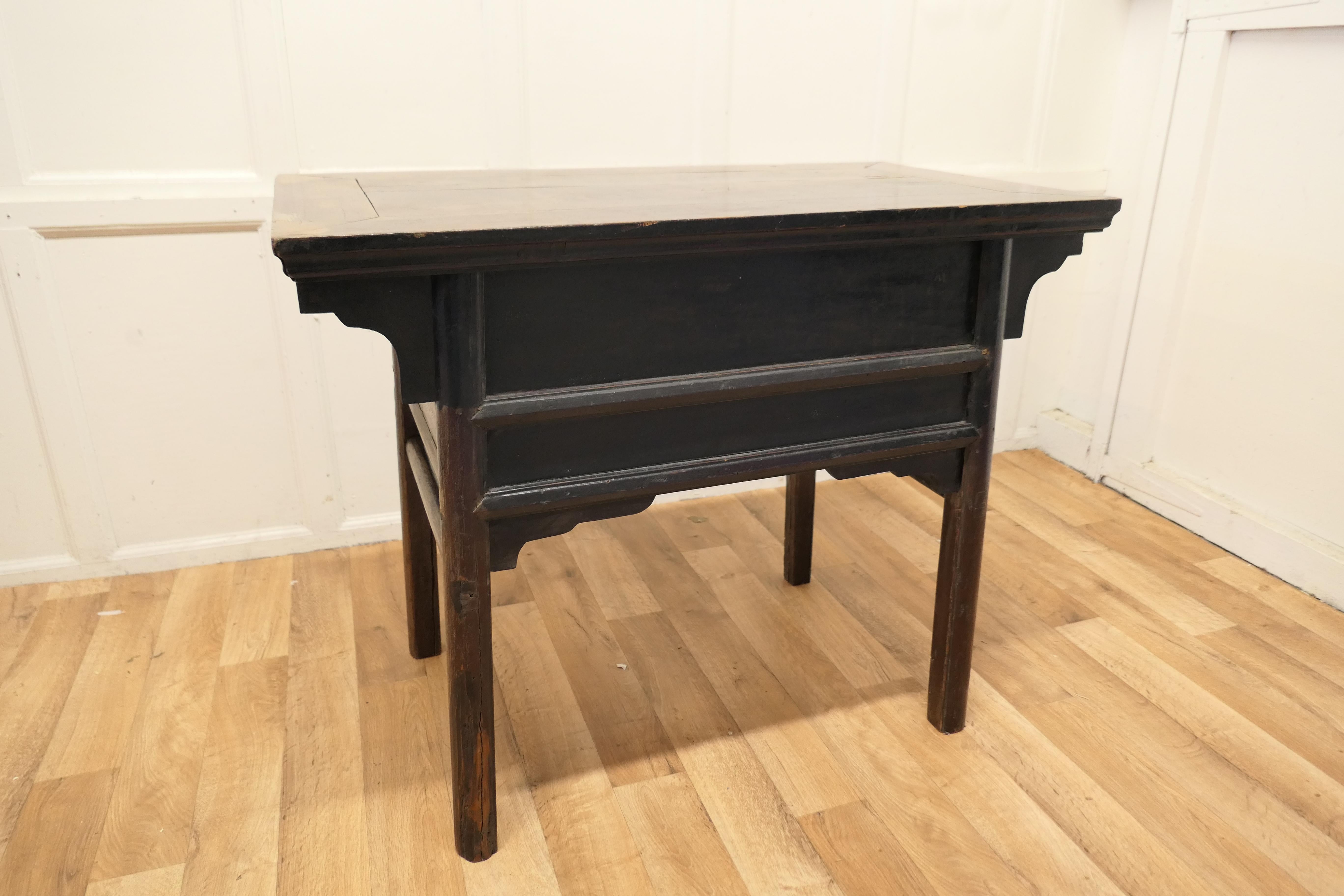 Oriental Deep Side Table or Work Table For Sale 4