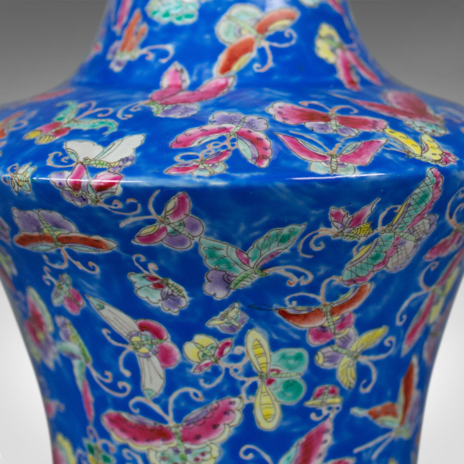 Chinese Oriental Flower Vase, Decorative, Ceramic, Butterflies, 20th Century For Sale