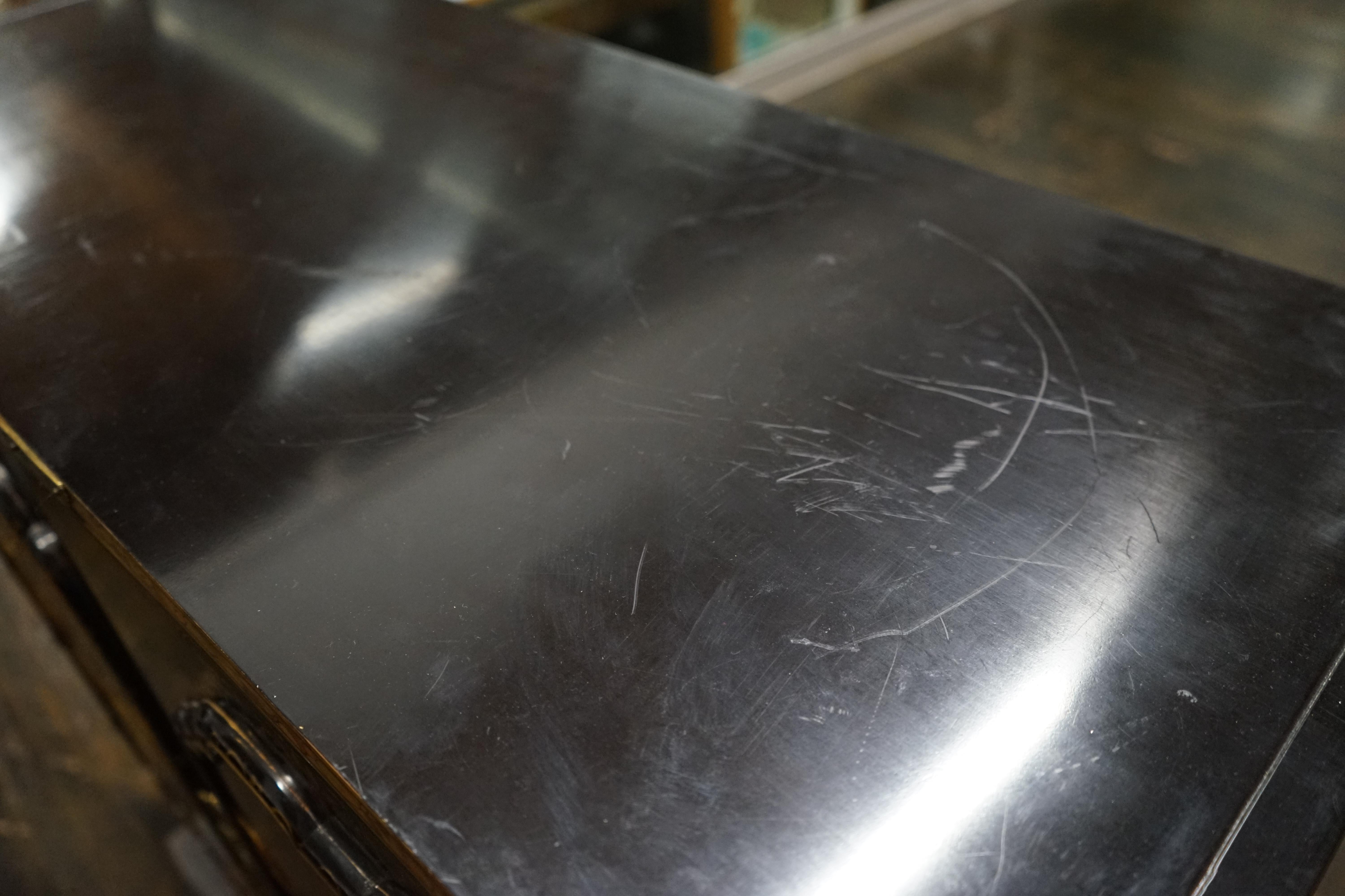 Oriental George III Ornate Bar Cabinet from Baker's Stately Homes Collection en venta 9