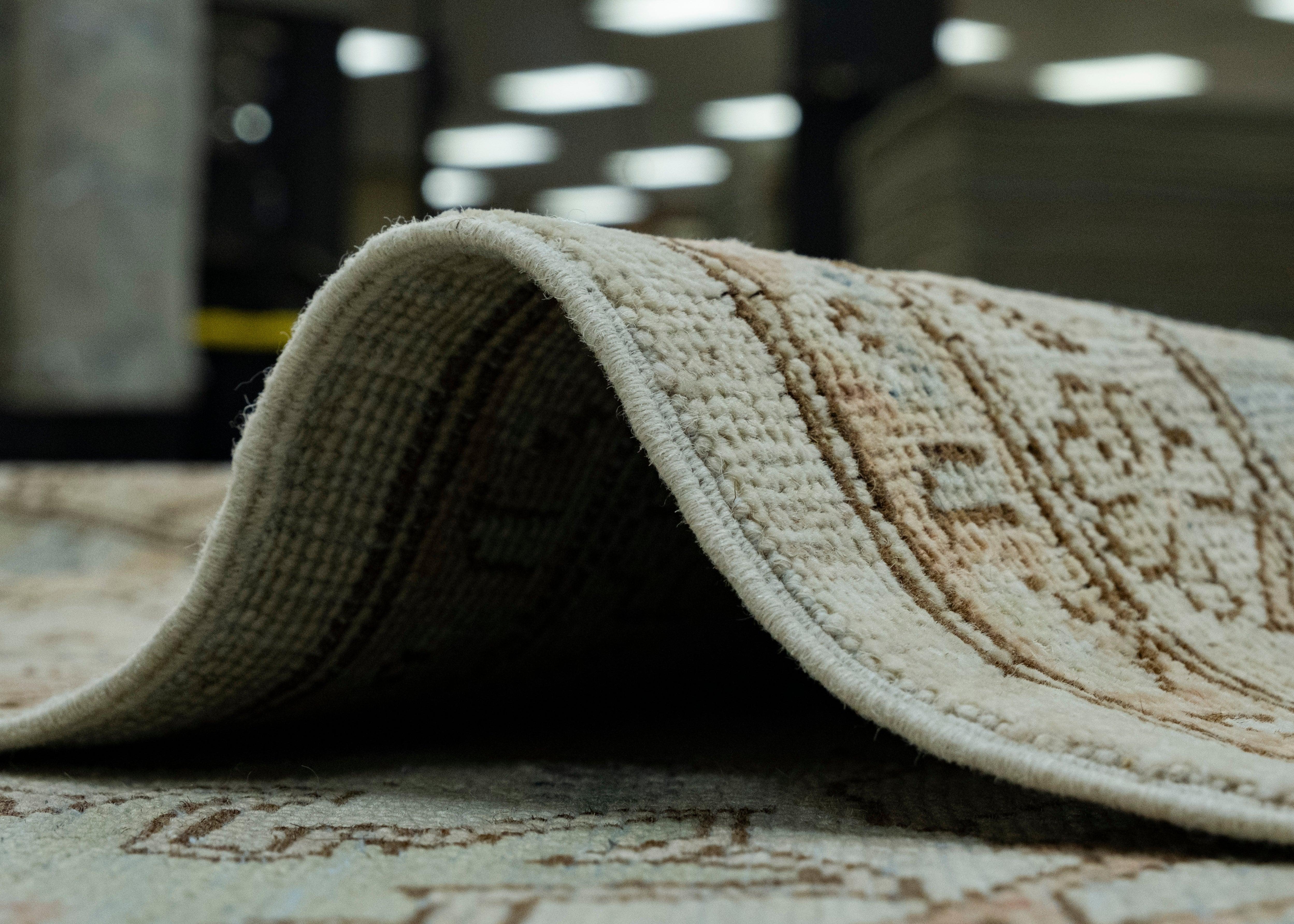 Oriental Hand Knotted Rug 11'8