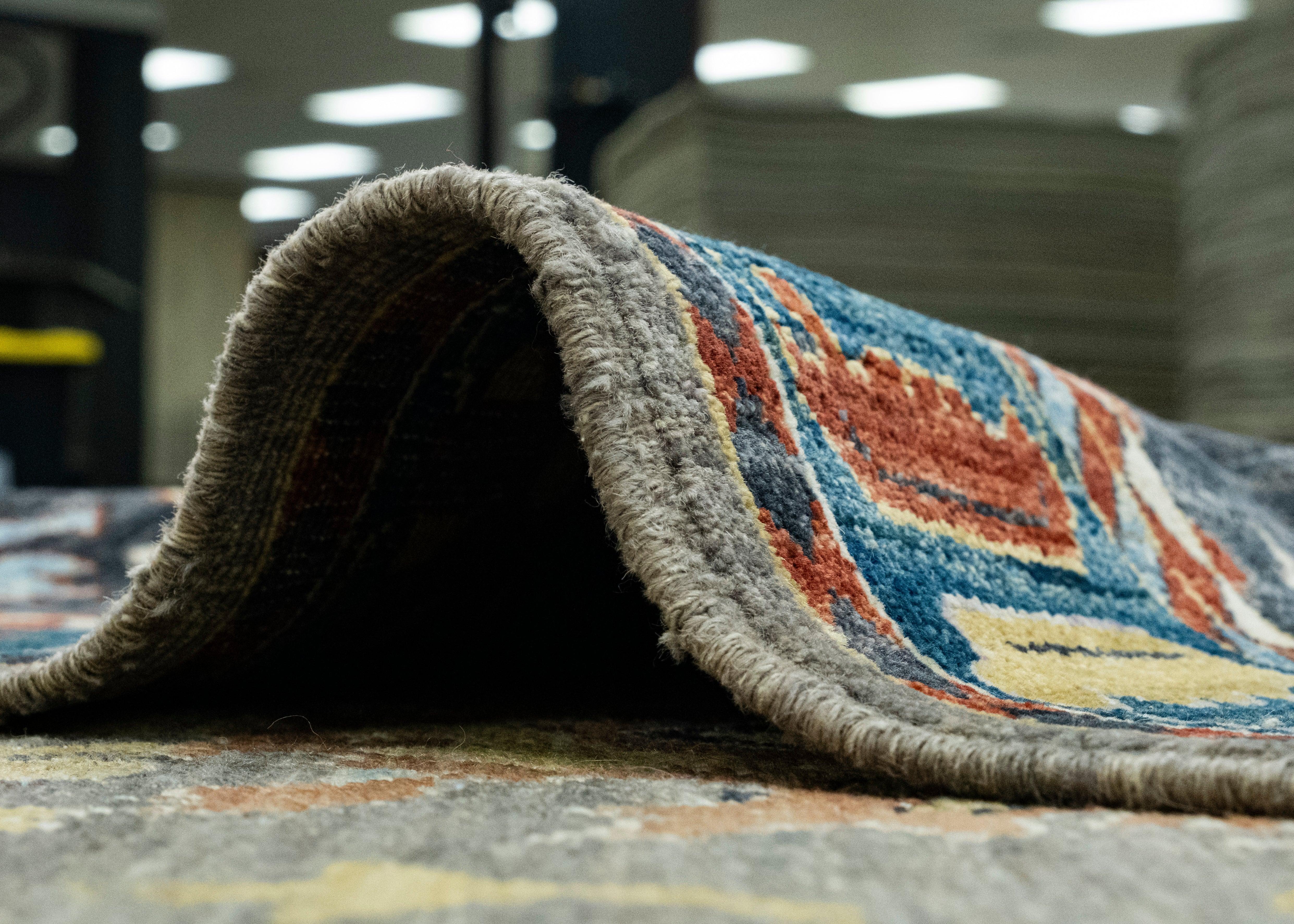 Oriental Hand Knotted Rug 8'11
