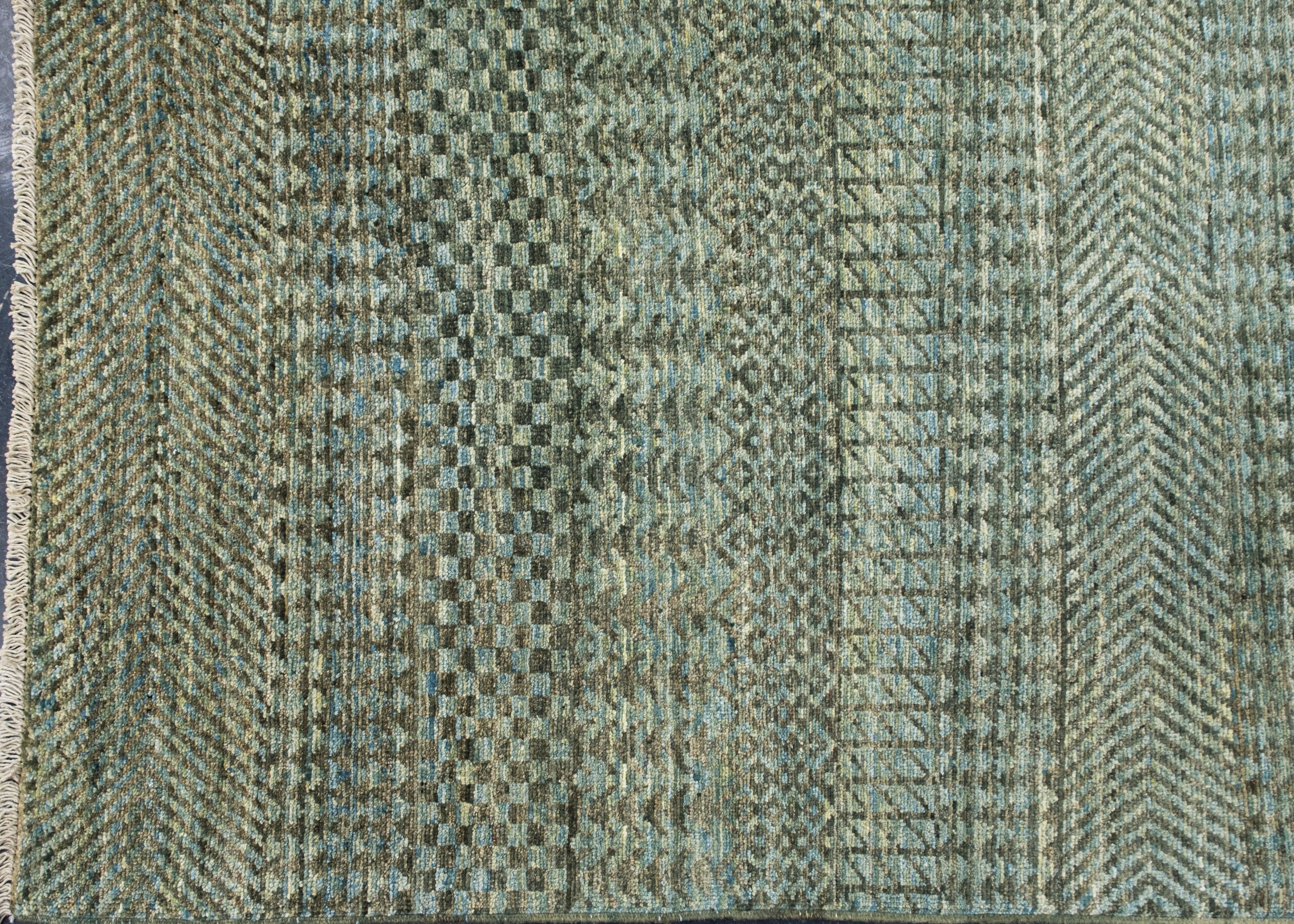 Oriental Hand Knotted Rug 9'1